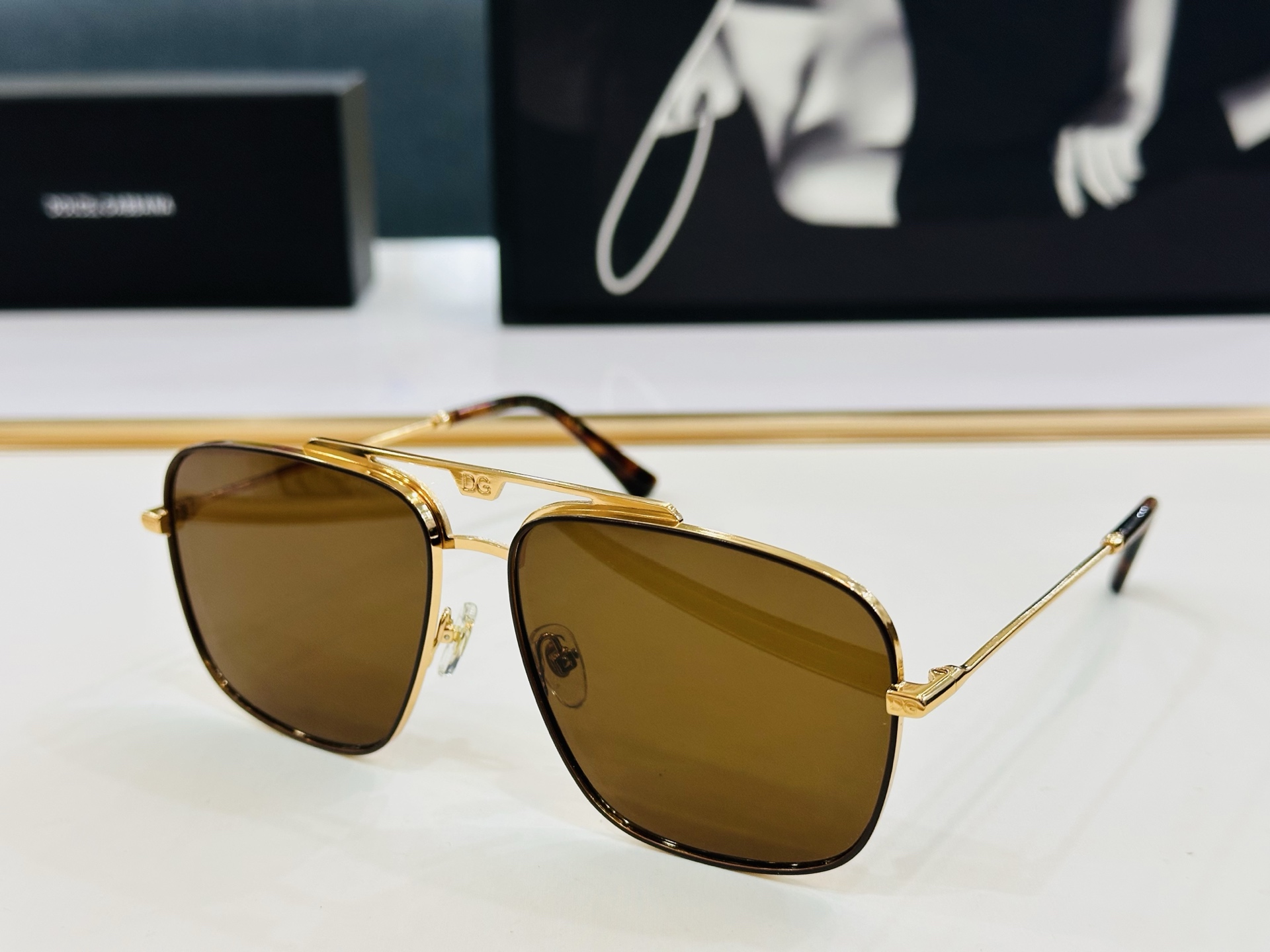 🆕 官网款 🔺DOLCE&GABBAN*🔻DG2264 Size：61口15-145 新颖独特🔝🔝D美艳
