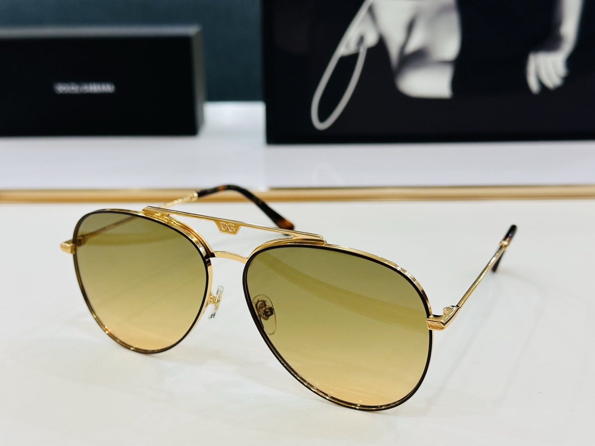 🆕 官网款 🔺DOLCE&GABBAN*🔻DG6677 Size：62口14-145 新颖独特🔝🔝D美艳