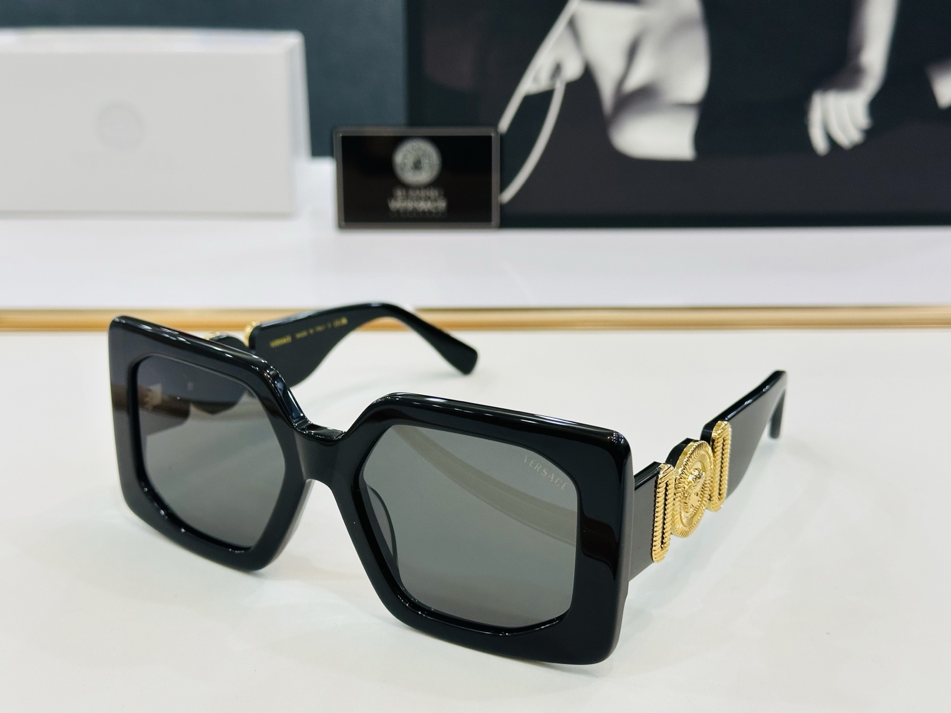 🎉🎉范思家 VERSACE✨MOD：VE6786 Size：55口19-148 ✨D有范 