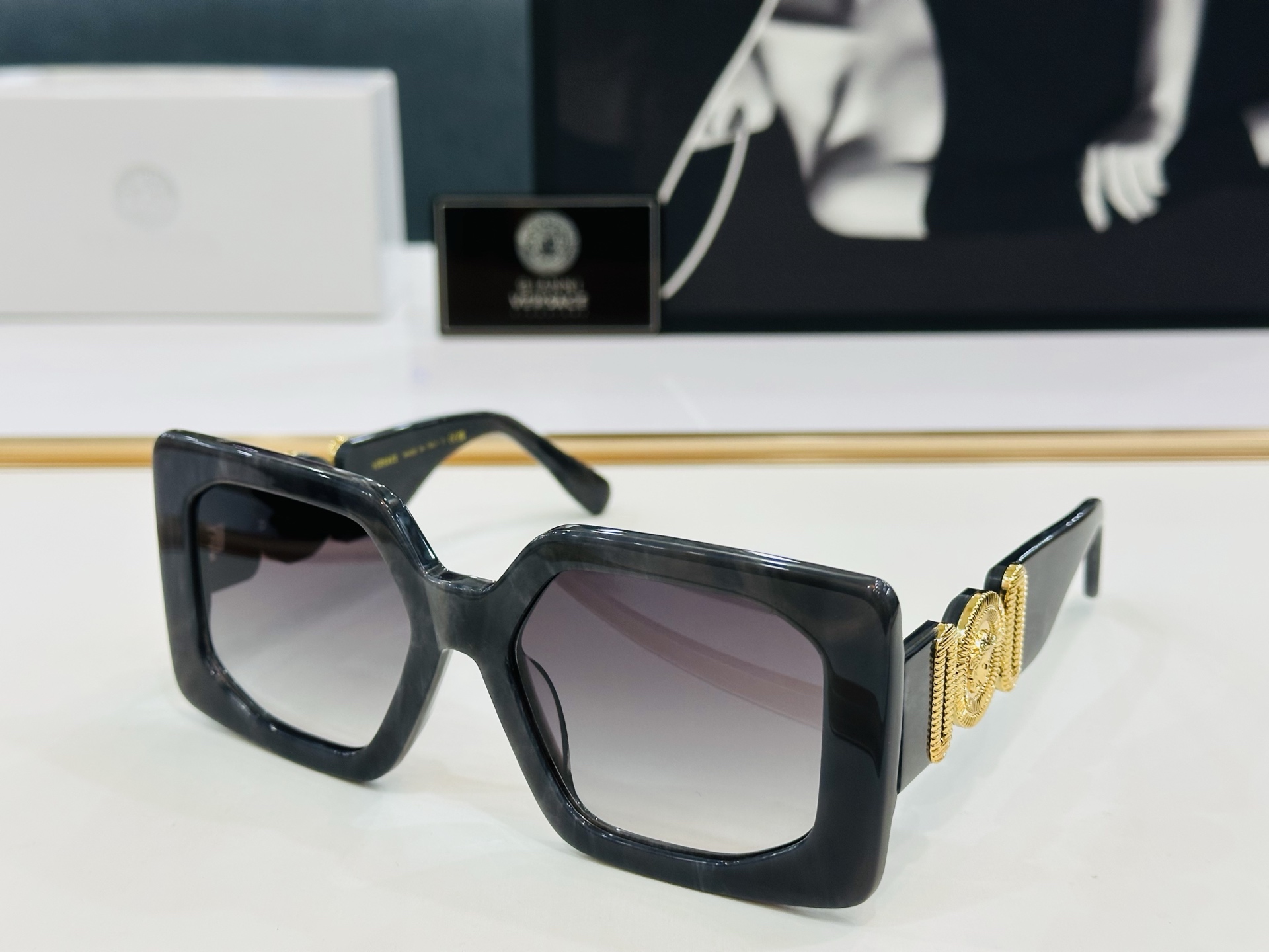 🎉🎉范思家 VERSACE✨MOD：VE6786 Size：55口19-148 ✨D有范 