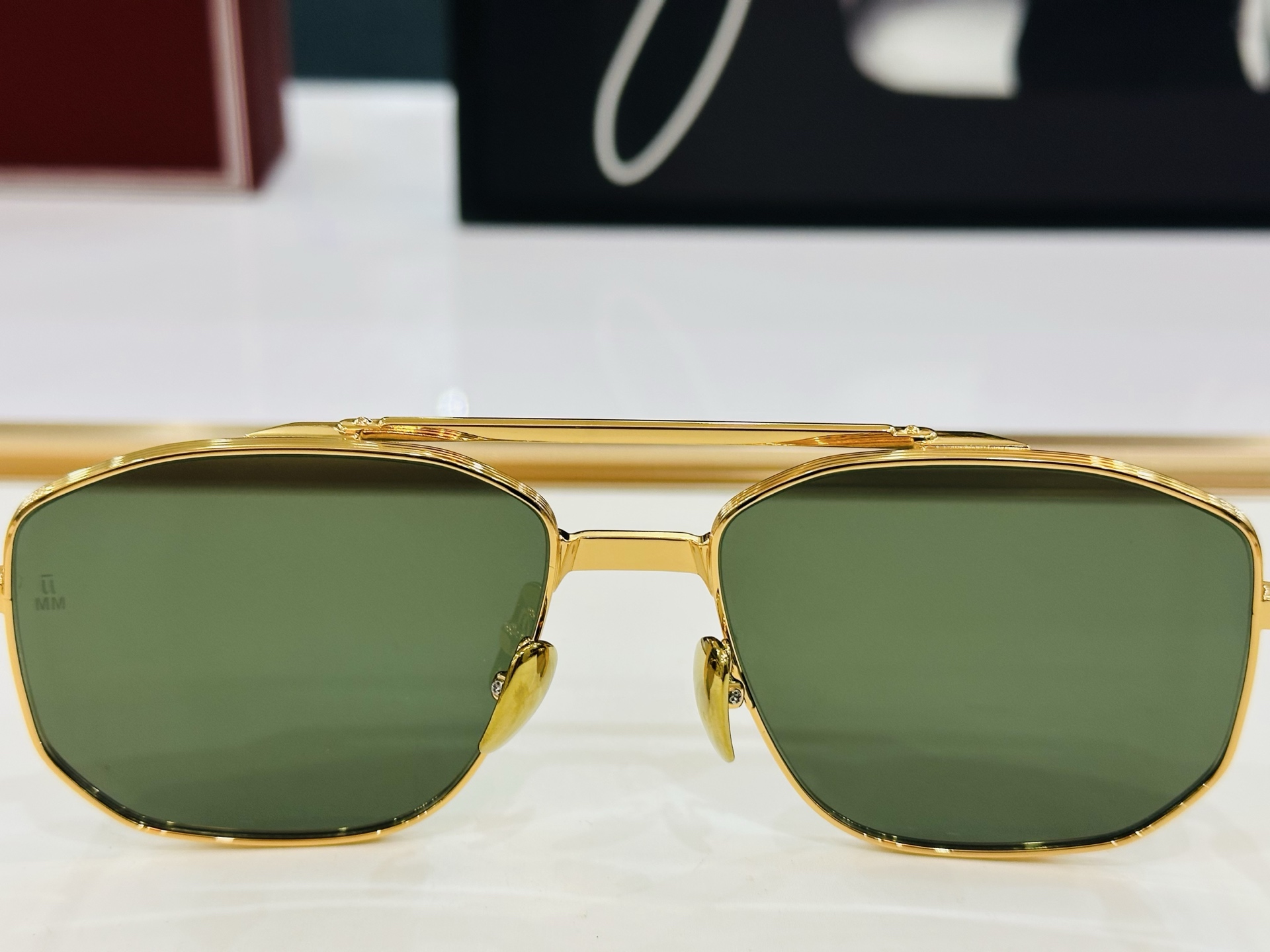 JACQUES MARIE SCARPA55  日本手工眼镜 镜框採用上板材打造出  SIZE：56口1