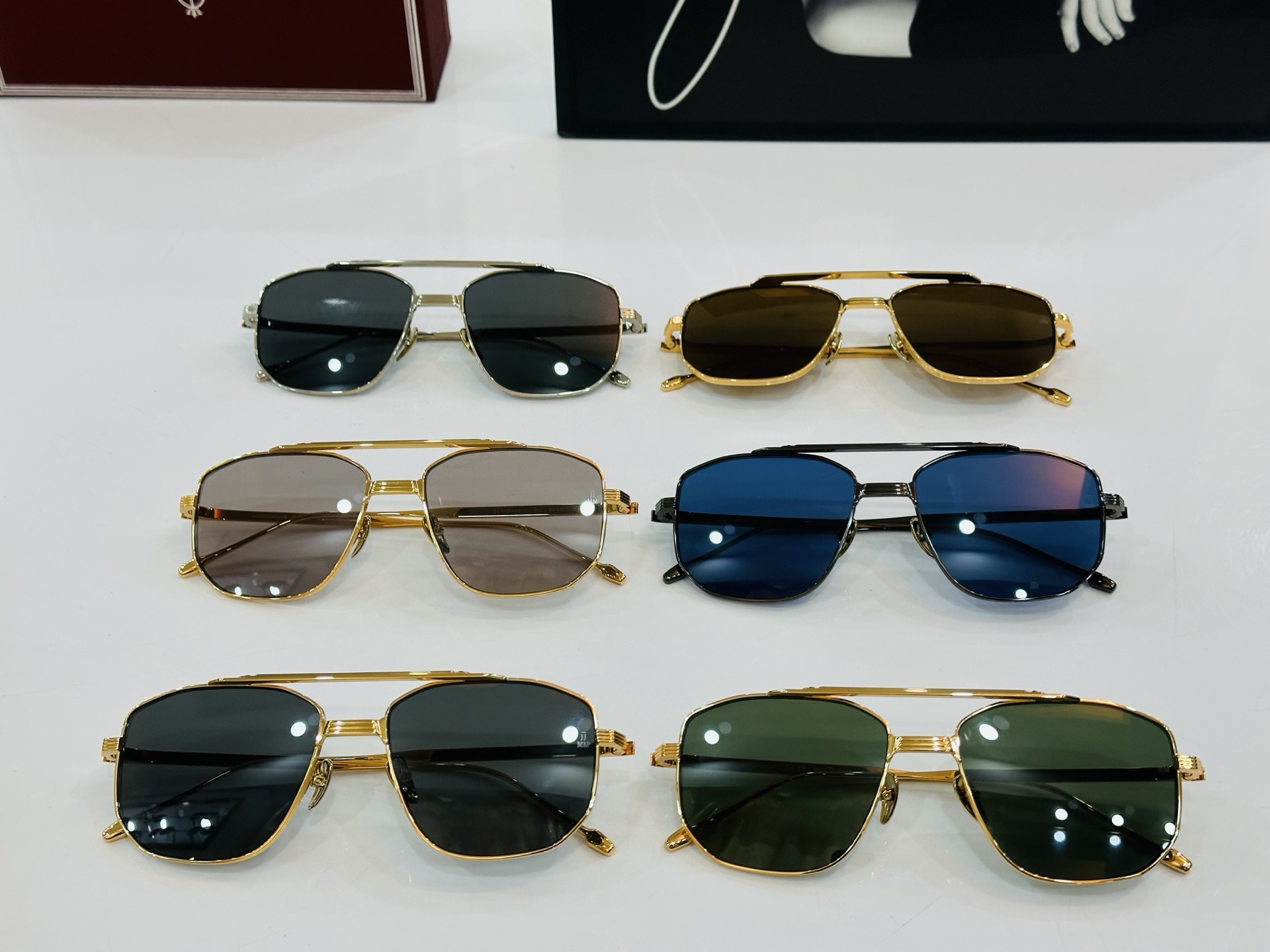 JACQUES MARIE SCARPA55  日本手工眼镜 镜框採用上板材打造出  SIZE：56口1