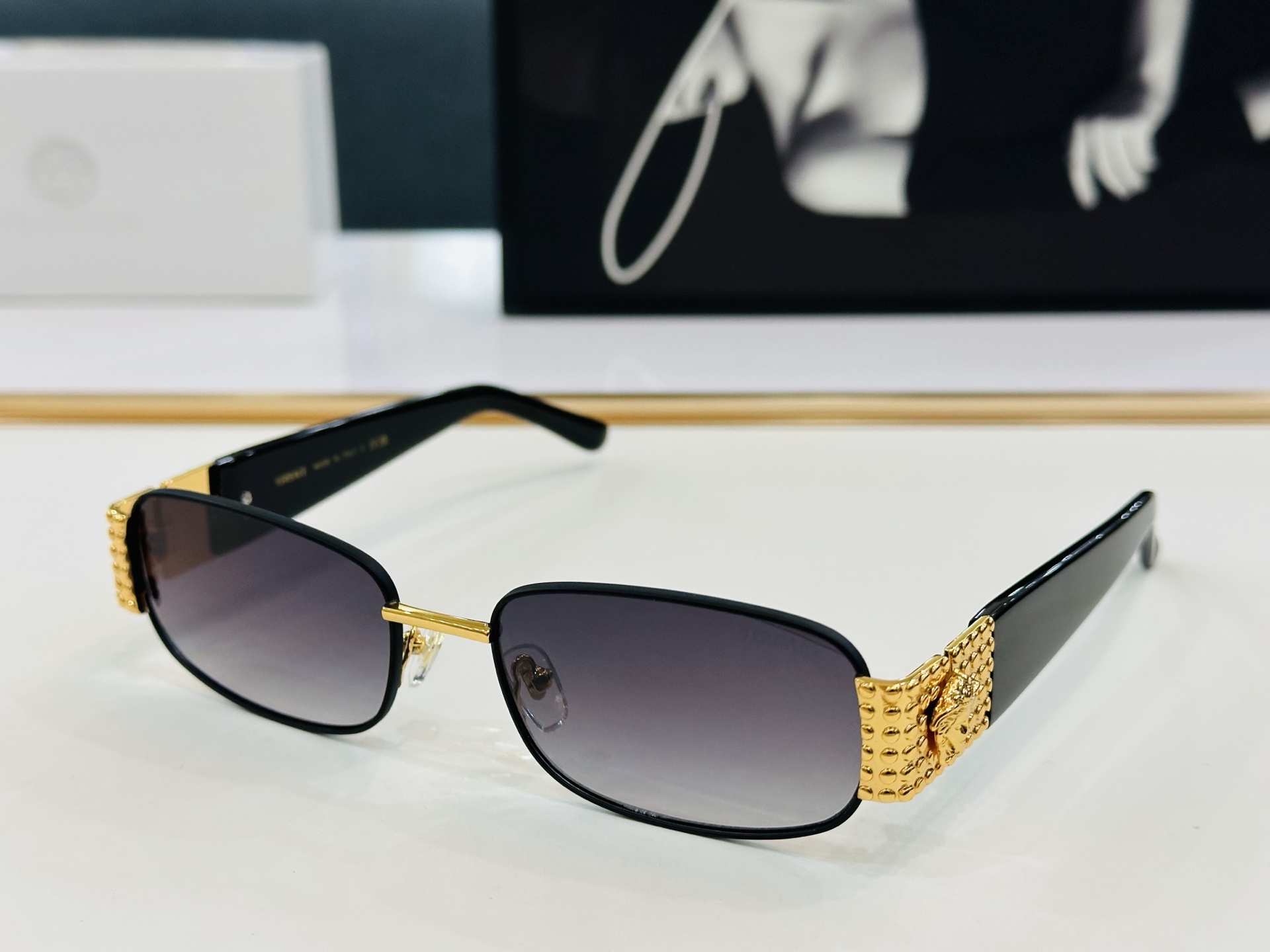 🎉🎉范思家 VERSACE✨MODX39 Size：57口18-140 ✨b有范 