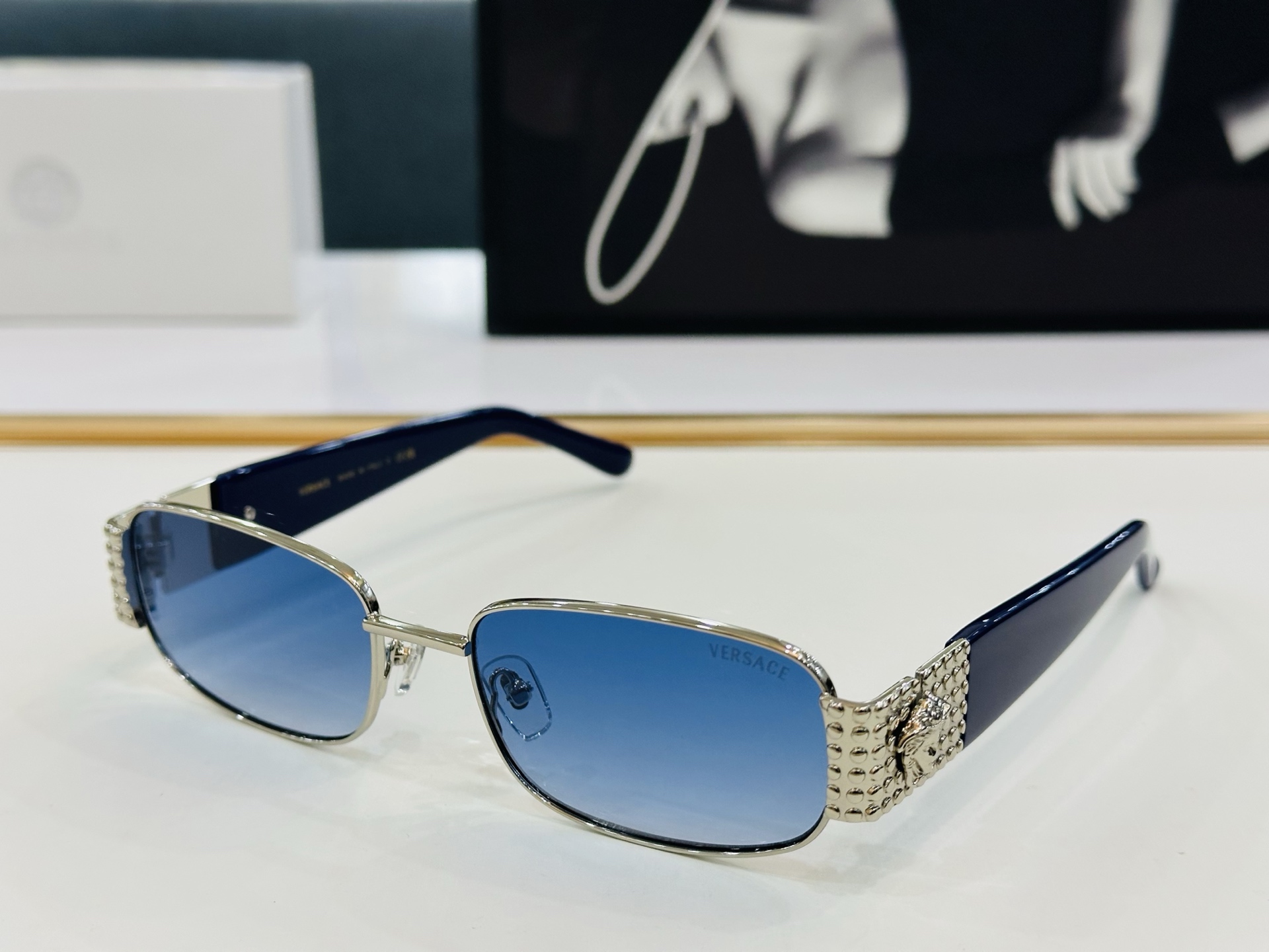 🎉🎉范思家 VERSACE✨MODX39 Size：57口18-140 ✨b有范 