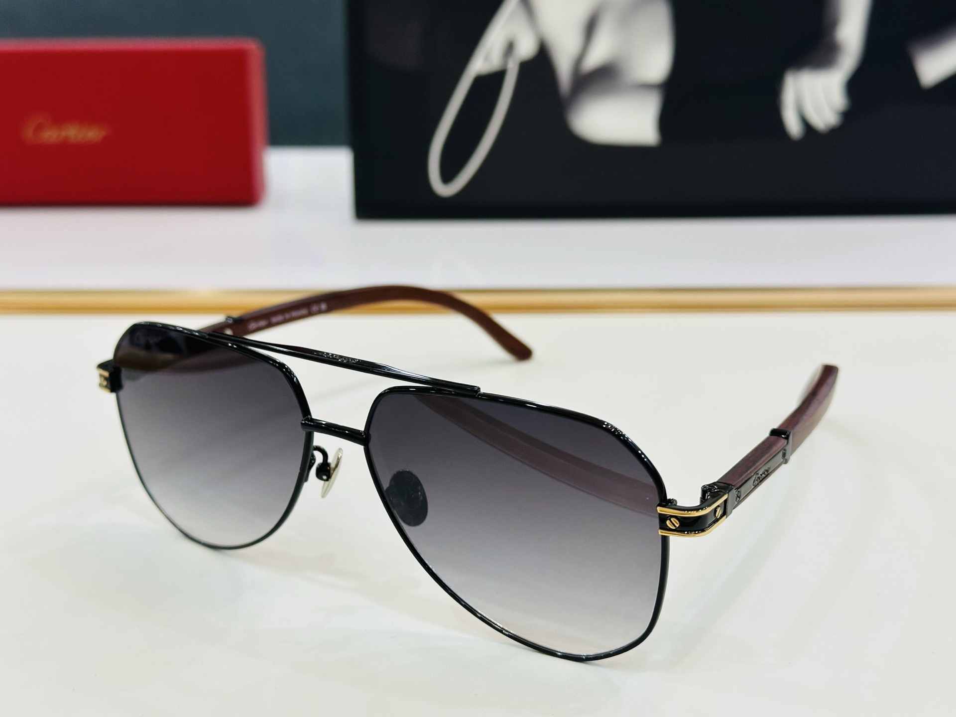 Cartie* 卡家 CT0515S 太阳镜 Size：61口14-145 工艺精湛气质十足！q男女同款