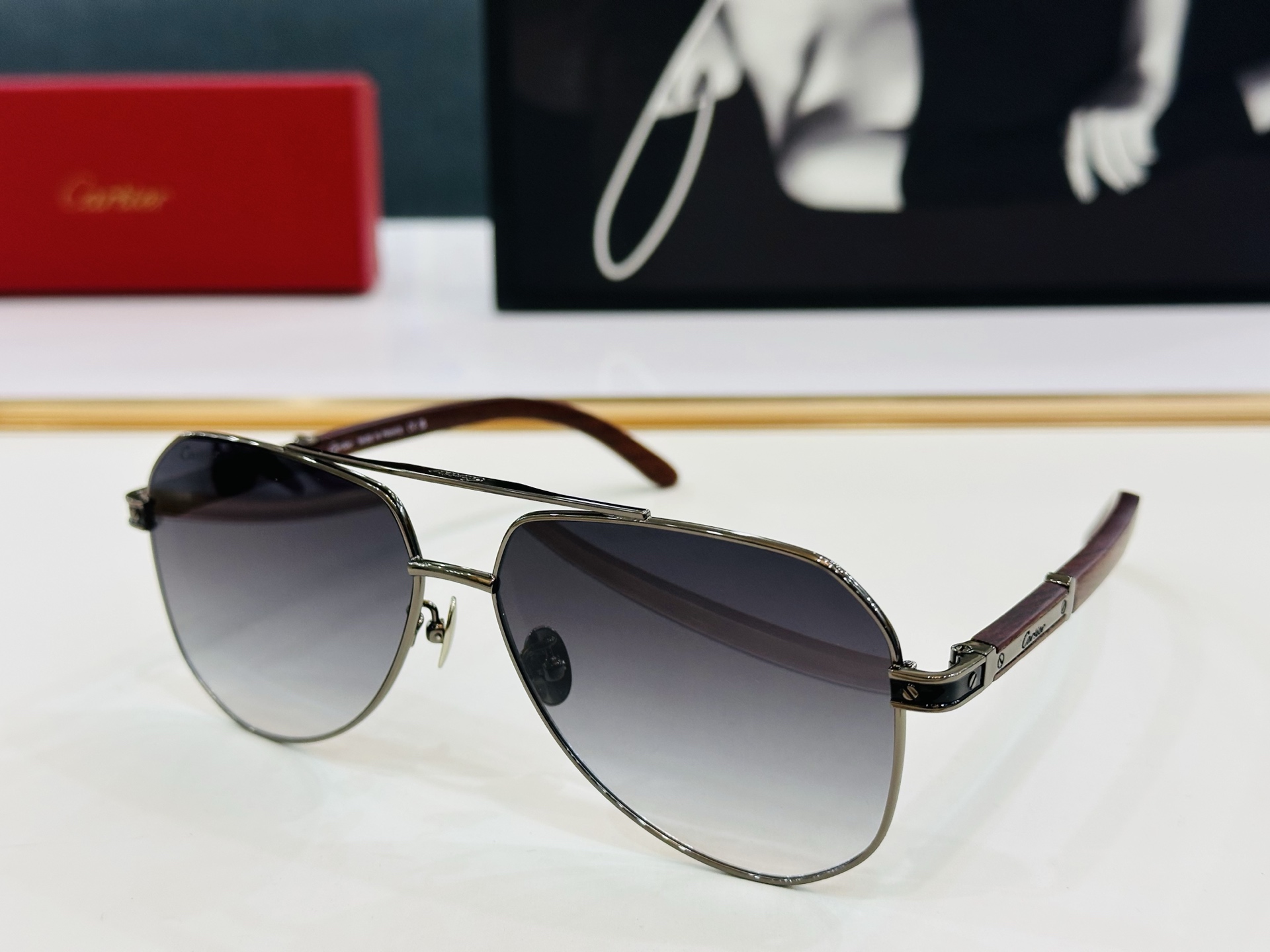 Cartie* 卡家 CT0515S 太阳镜 Size：61口14-145 工艺精湛气质十足！q男女同款