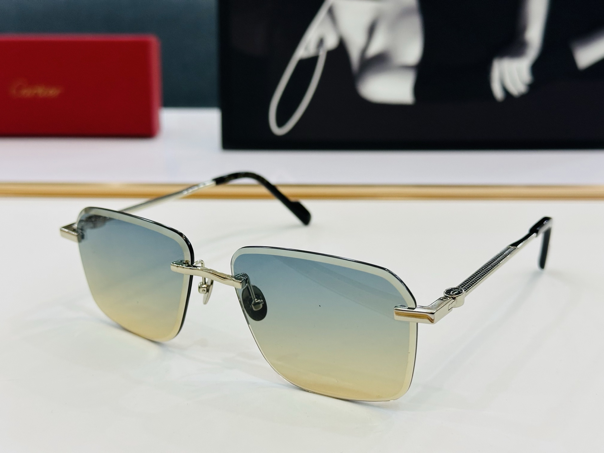 Cartie* 卡家 CT0501S 太阳镜 Size：50口15-145 工艺精湛气质十足！q男女同款