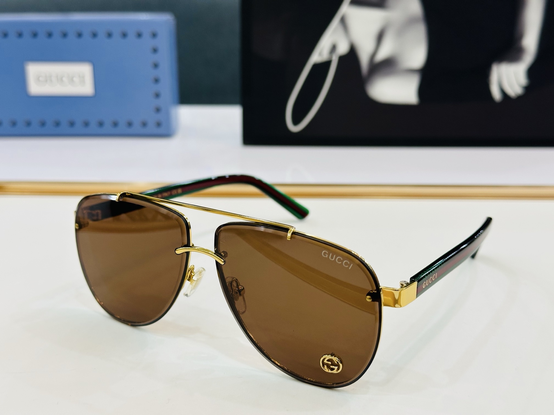 GUCC* 古家 GG1418S 🐝🐝系列 Size：64口12-145 🍁🍁 q超绝品质太阳镜 。