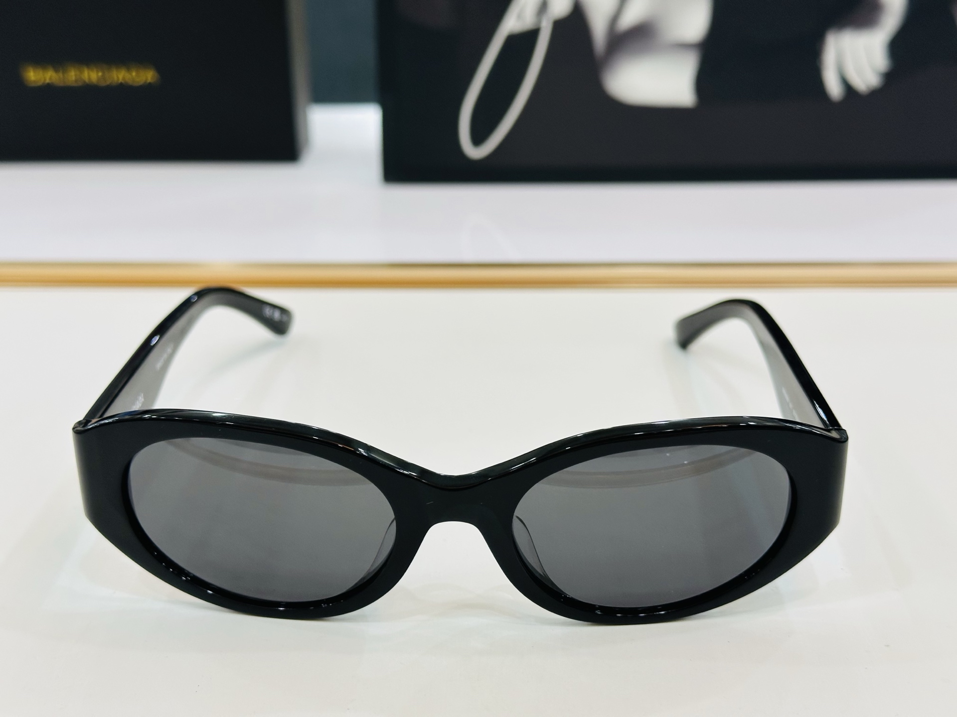 BALENCIAGA巴黎世家 BB0369SK Size：55口20-145 超级百搭造型 J百搭时尚 