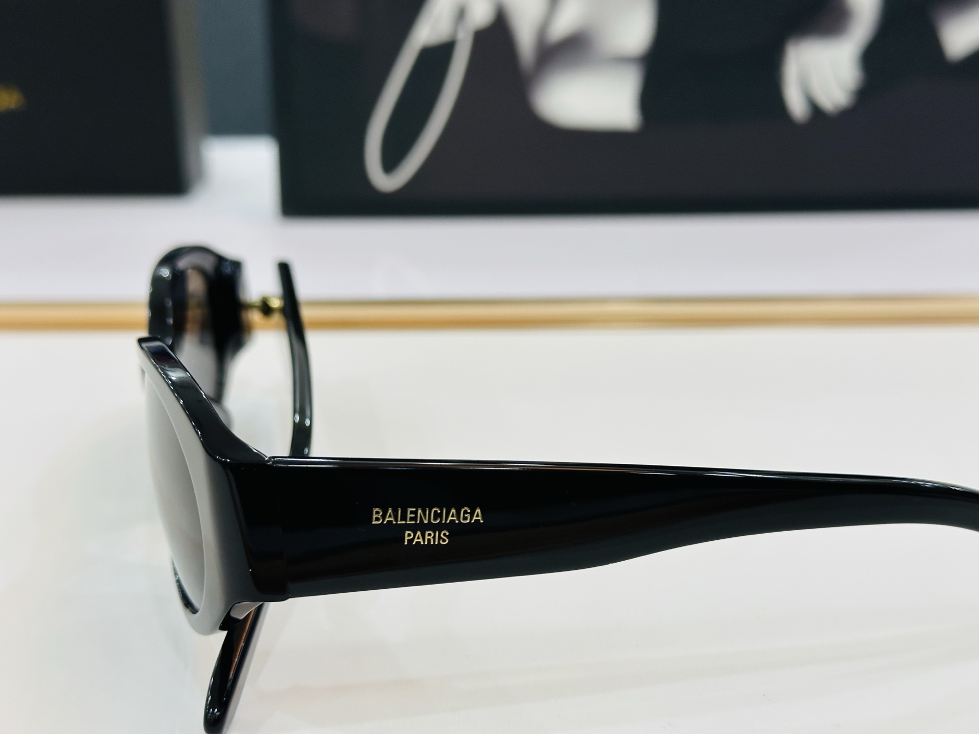 BALENCIAGA巴黎世家 BB0369SK Size：55口20-145 超级百搭造型 J百搭时尚 