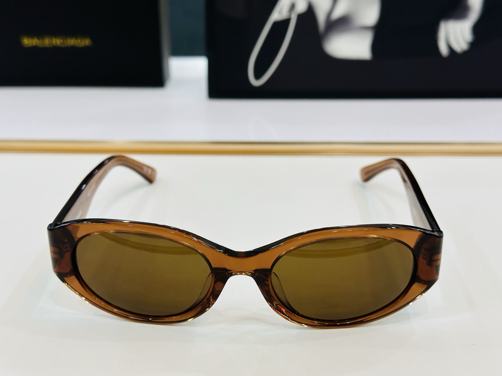 BALENCIAGA巴黎世家 BB0369SK Size：55口20-145 超级百搭造型 J百搭时尚 