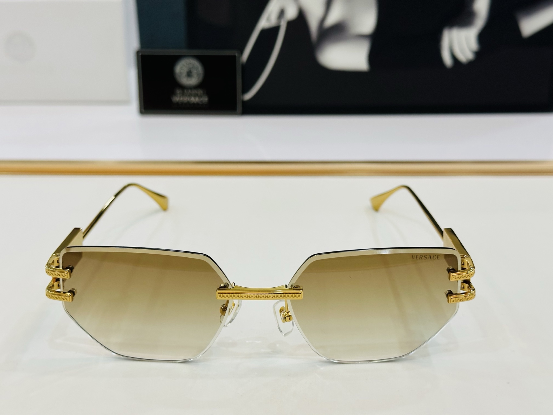 🎉🎉范思家 VERSACE✨VE2276 Size：60口18-145 ✨q有范 