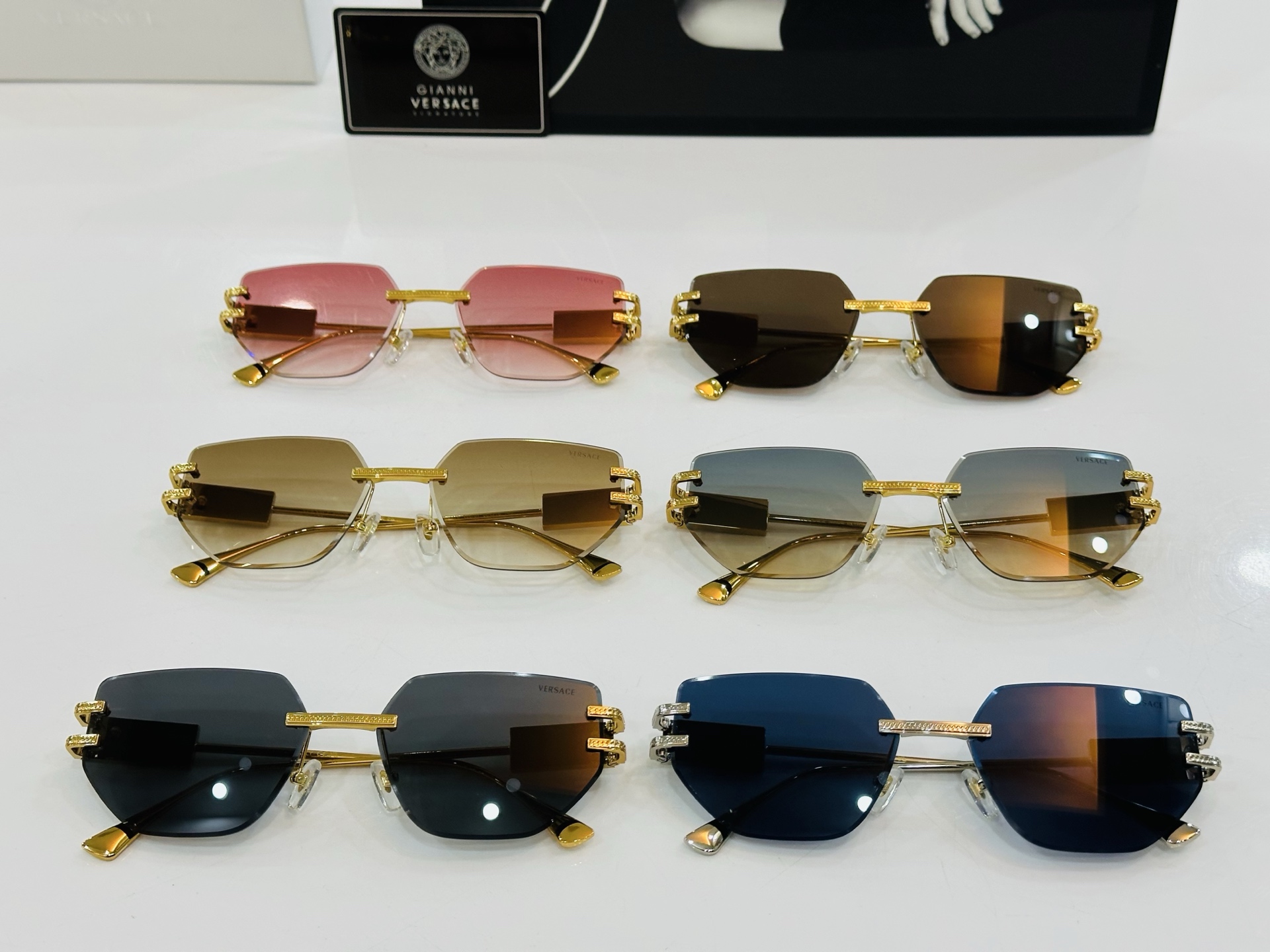 🎉🎉范思家 VERSACE✨VE2276 Size：60口18-145 ✨q有范 