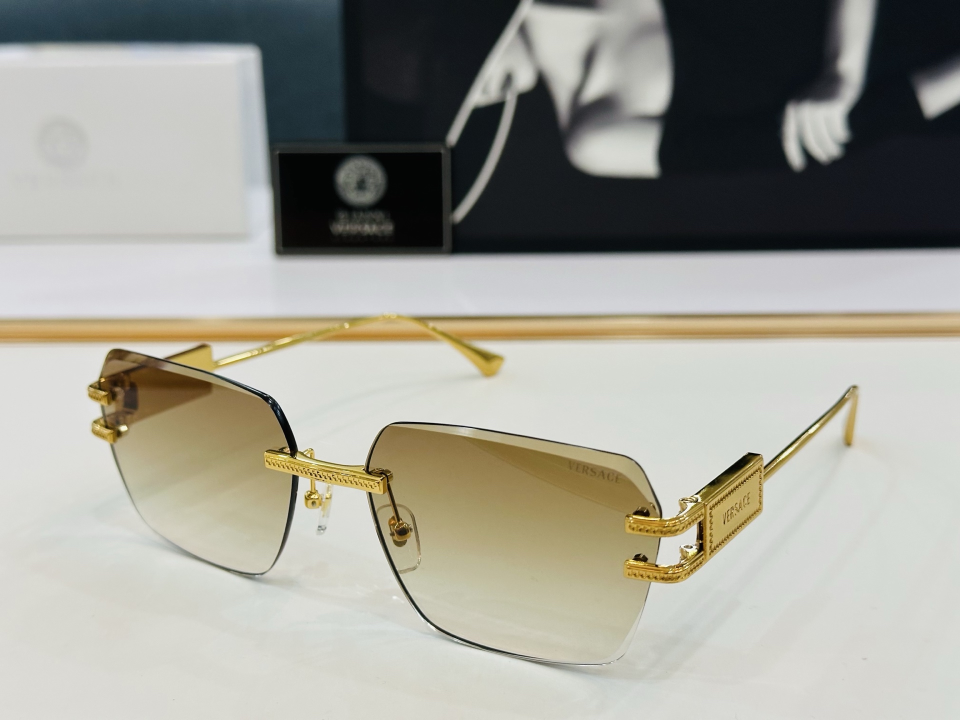 🎉🎉范思家 VERSACE✨VE2275Size：60口15-145 ✨q有范 