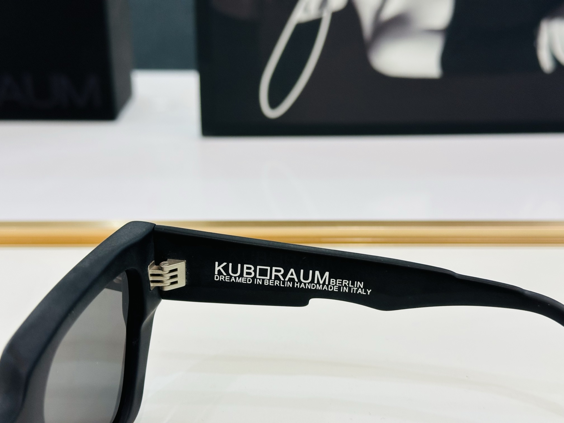 潮牌 KUB口RAUM MODEL：Maske F3  SIZE：52口28-145 A太阳镜 