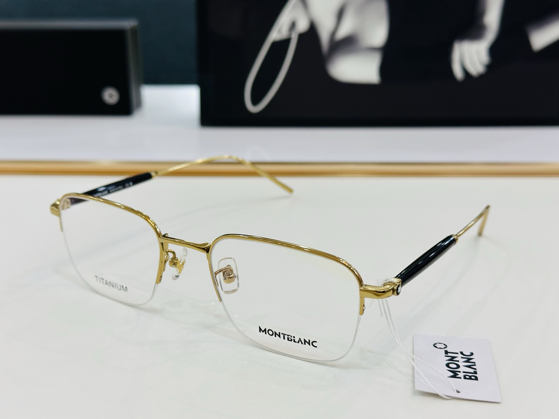 官网新品 MONTBLANC 万宝龙 MB0412O Size：54口19-145   做工精良 👍👍W
