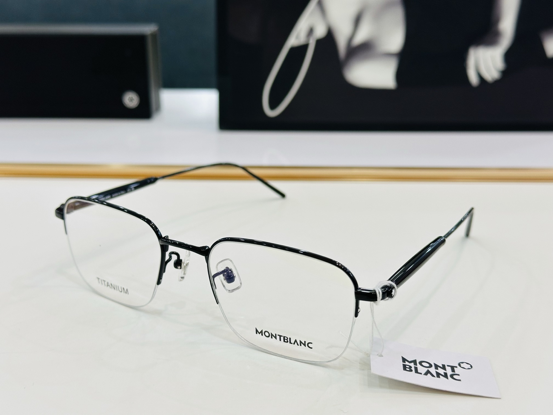 官网新品 MONTBLANC 万宝龙 MB0412O Size：54口19-145   做工精良 👍👍W