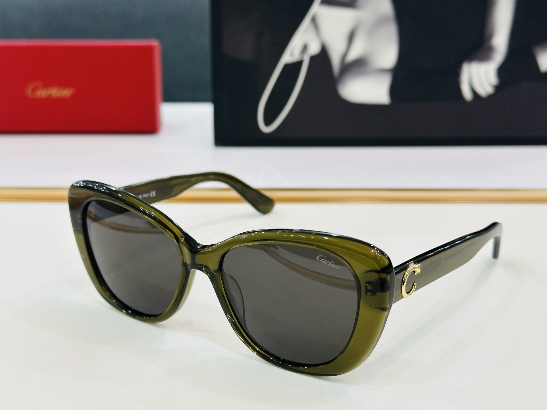 Cartie* 卡家 太阳镜 CT0495 Size：53口19-145 工艺精湛气质十足！Z男女同款 