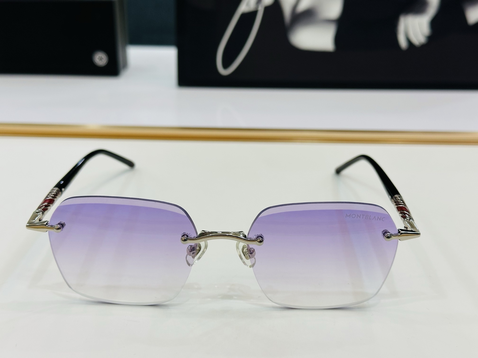 MB0705S Size：56口18-145  🌤万宝龙  非常能彰显一个人的品味品质做工稳实 bm太阳