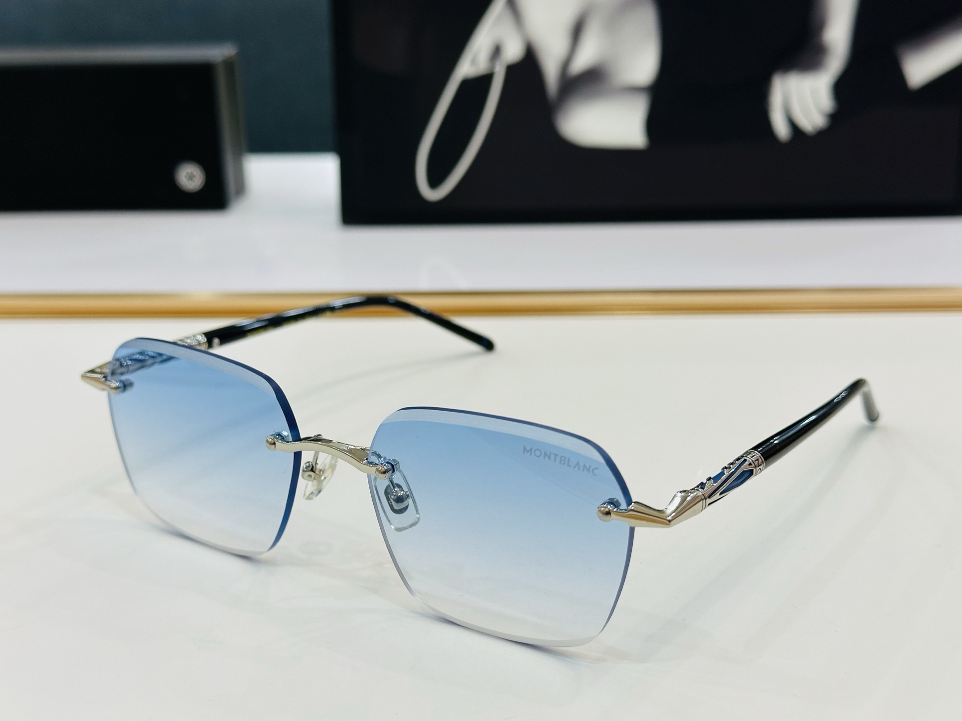 MB0705S Size：56口18-145  🌤万宝龙  非常能彰显一个人的品味品质做工稳实 bm太阳