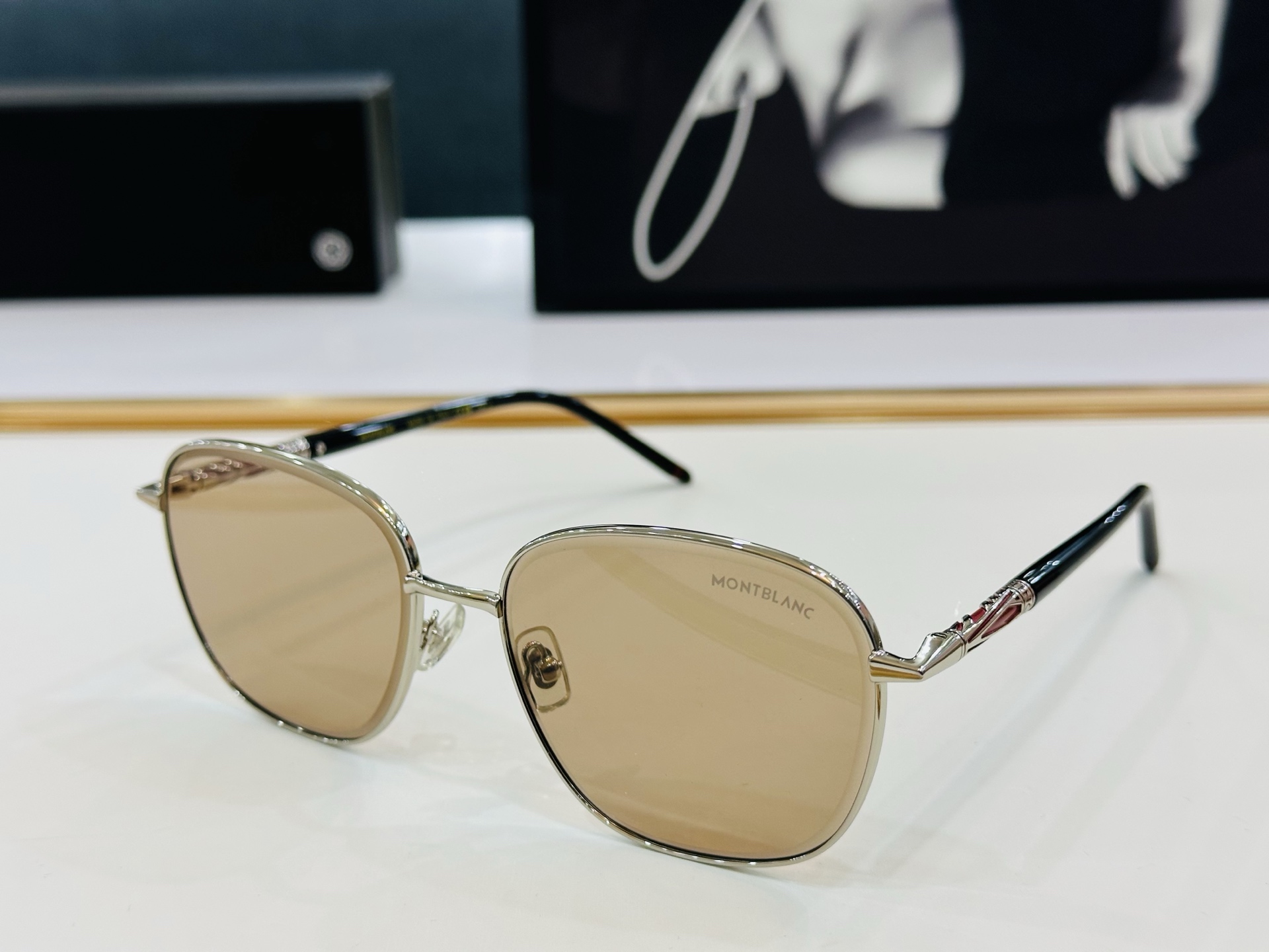 MB0707S Size：58口17-145  🌤万宝龙  非常能彰显一个人的品味品质做工稳实 bm太阳