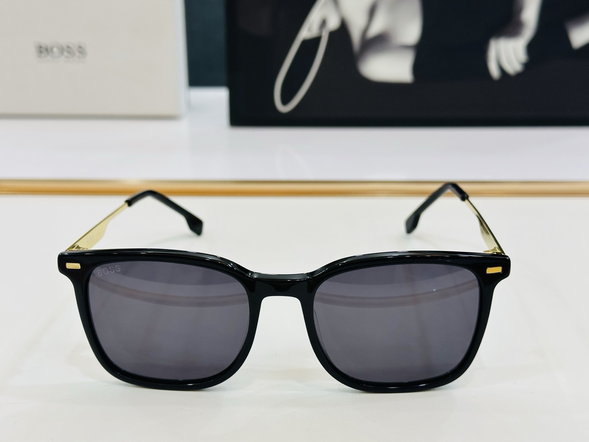 🆕 BOSS 1694/S Size：54口19-150太阳眼镜 🕶🕶高品质 经典不过时框型 C品质优良
