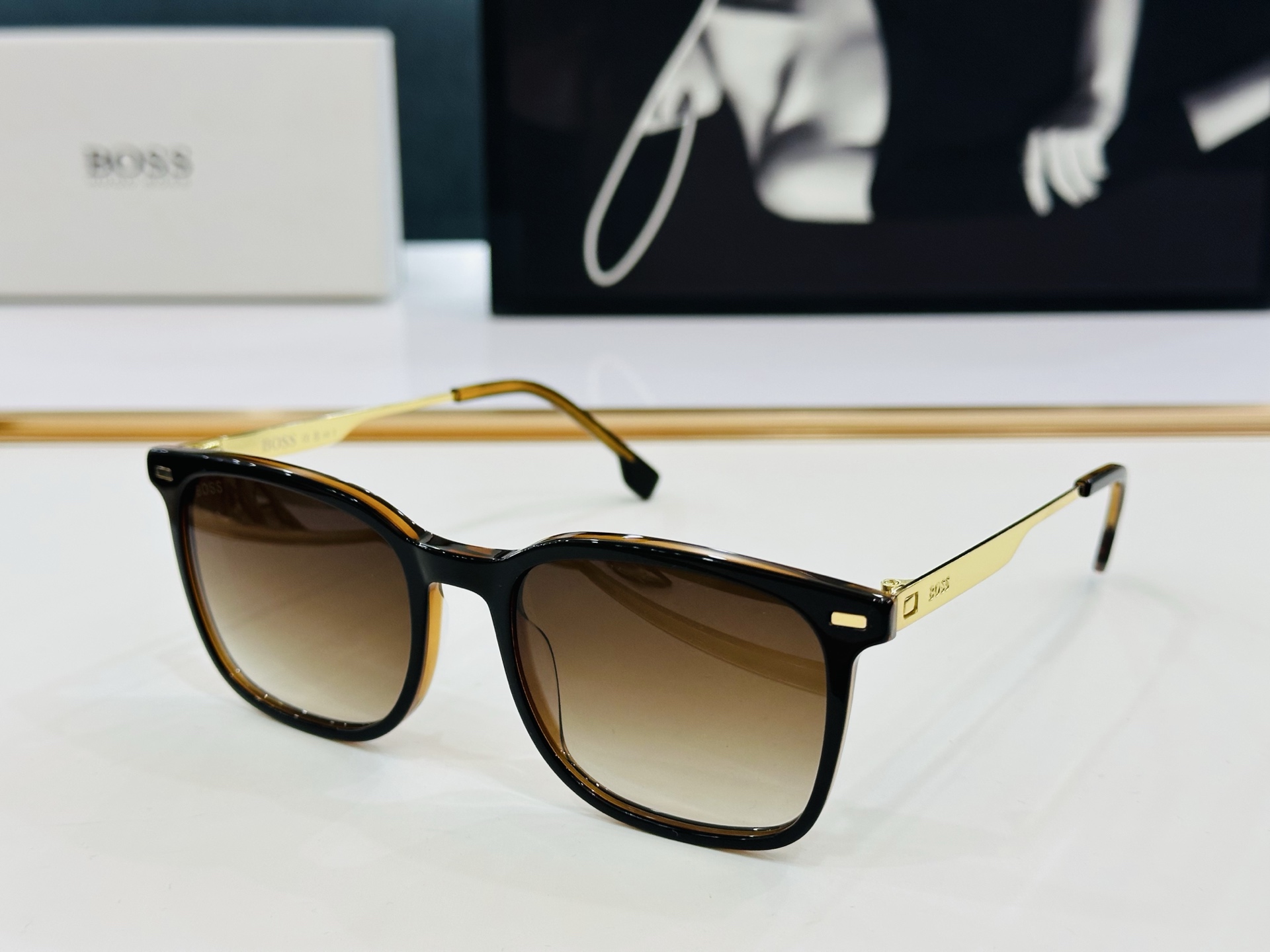 🆕 BOSS 1694/S Size：54口19-150太阳眼镜 🕶🕶高品质 经典不过时框型 C品质优良