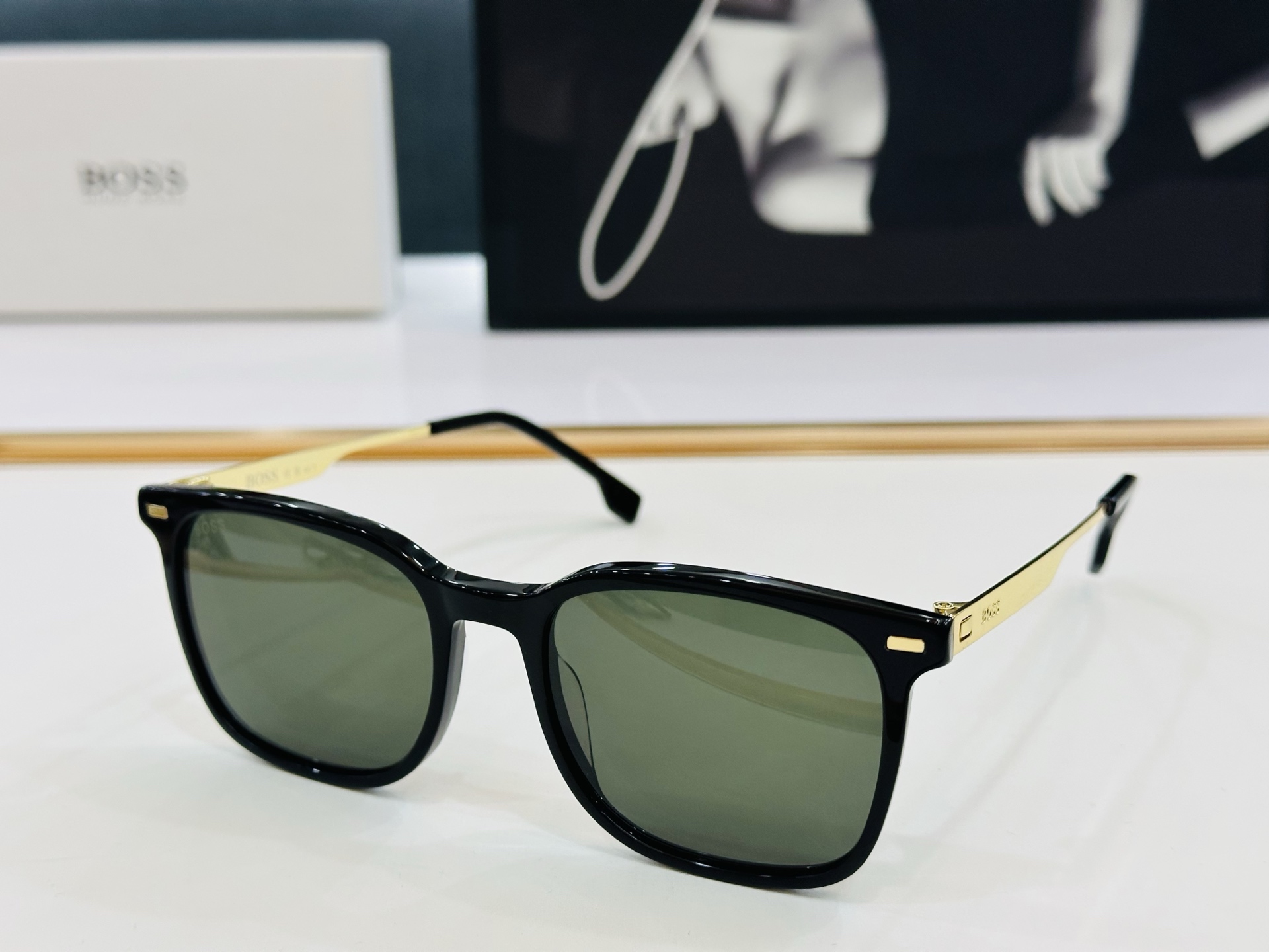 🆕 BOSS 1694/S Size：54口19-150太阳眼镜 🕶🕶高品质 经典不过时框型 C品质优良