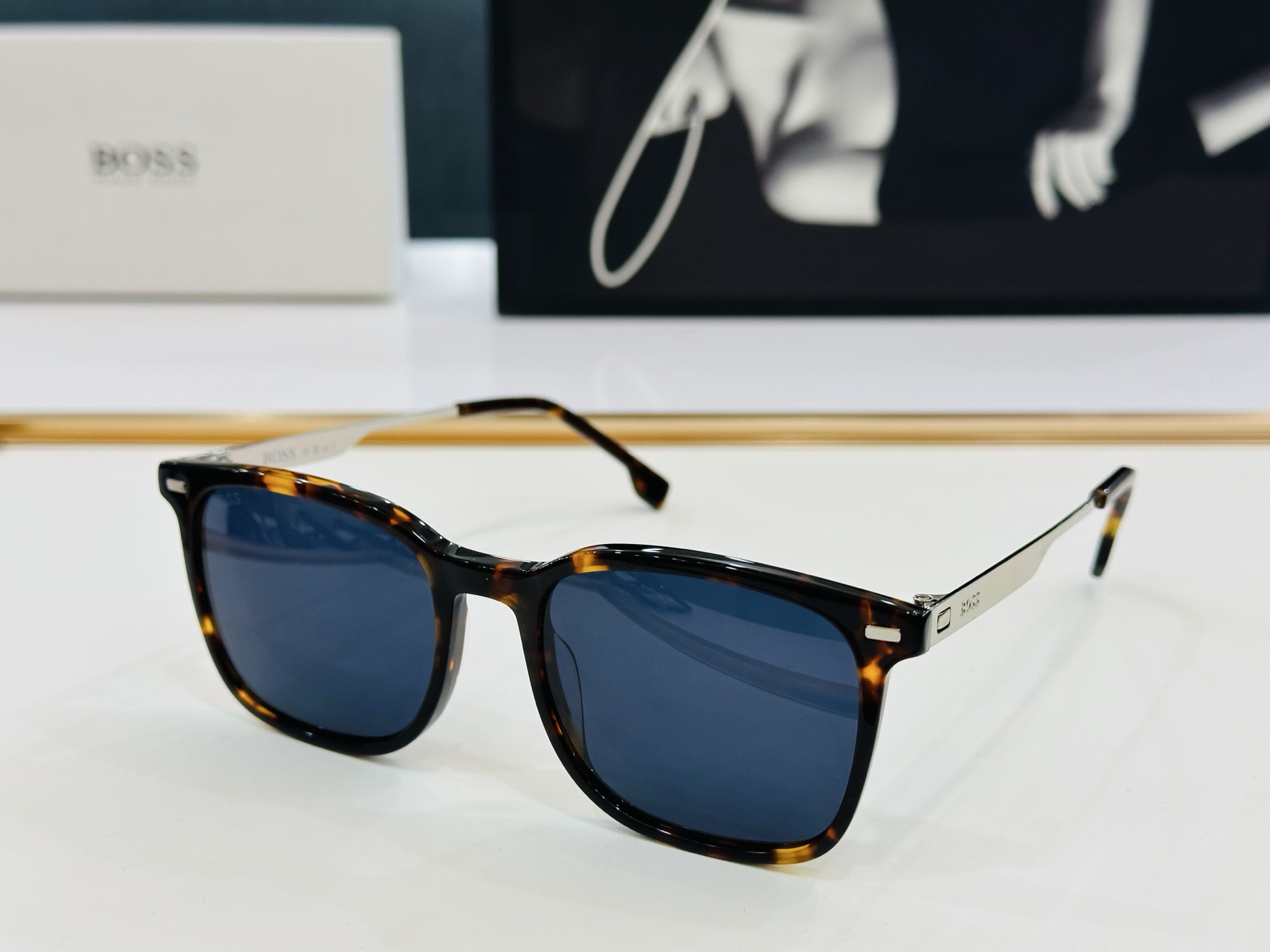 🆕 BOSS 1694/S Size：54口19-150太阳眼镜 🕶🕶高品质 经典不过时框型 C品质优良