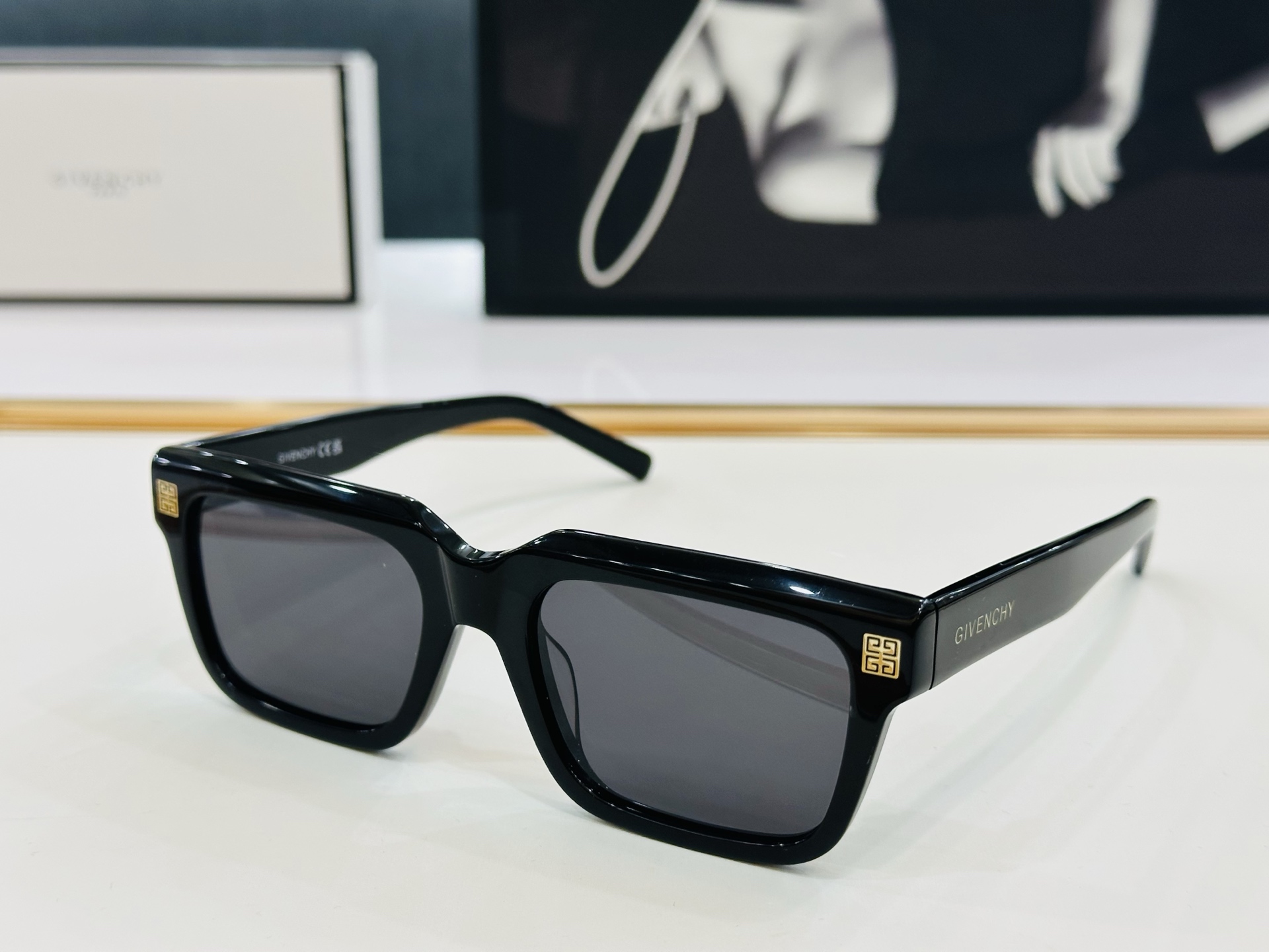 Givench* 纪凡家 GV40039U Size：53口19-145 原单 👍👍细节做工精细 L太阳