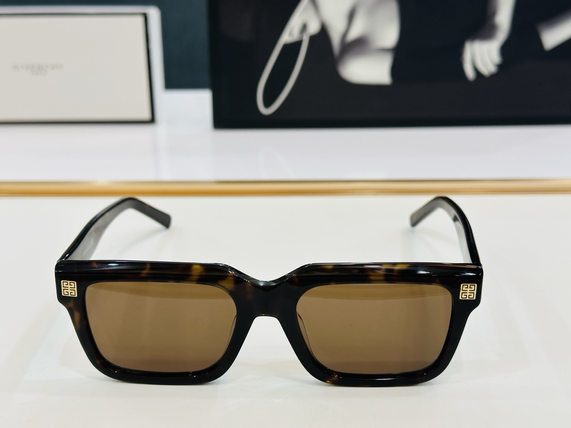 Givench* 纪凡家 GV40039U Size：53口19-145 原单 👍👍细节做工精细 L太阳