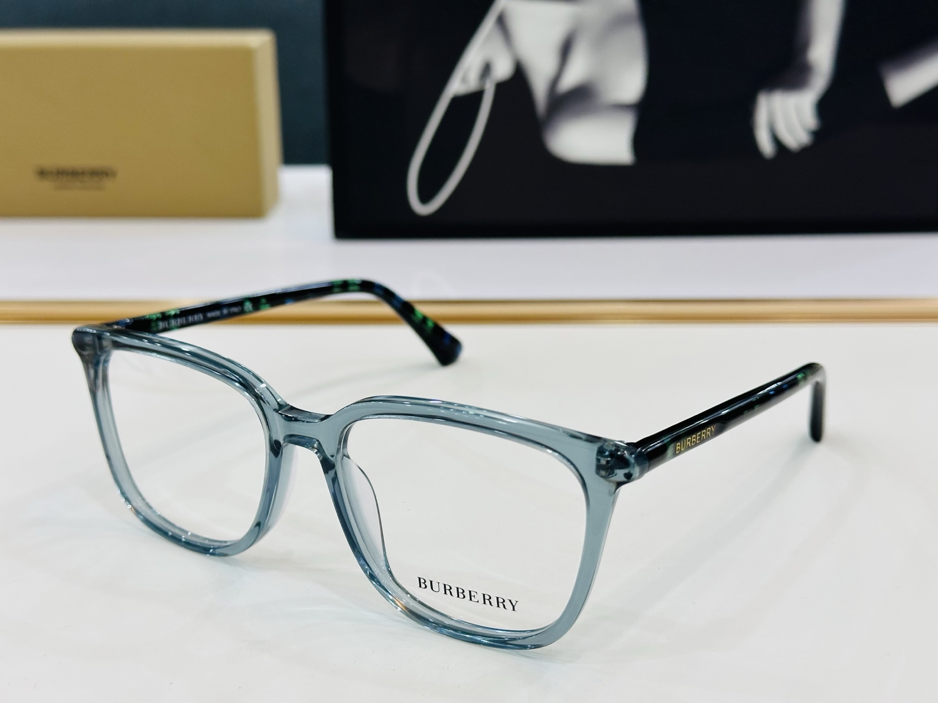 新款 BURBERR*🔻巴家 BE2434   百搭镜架Size：53口18-145 高品质 到货 🌲🌲