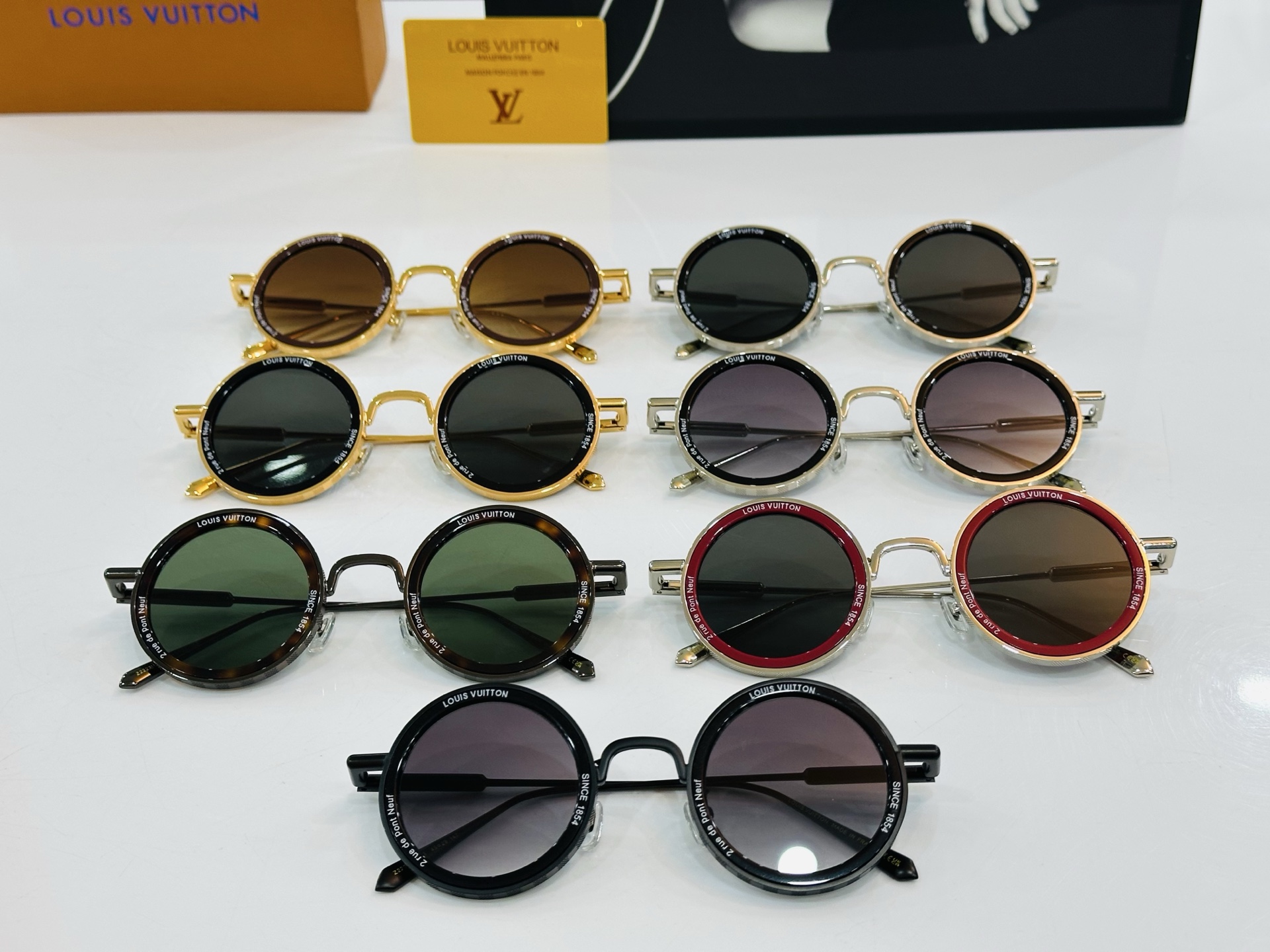 路易家 LOUIS *VUITON 原单高品质 Model Z2223U 高端货 Size：45口29-