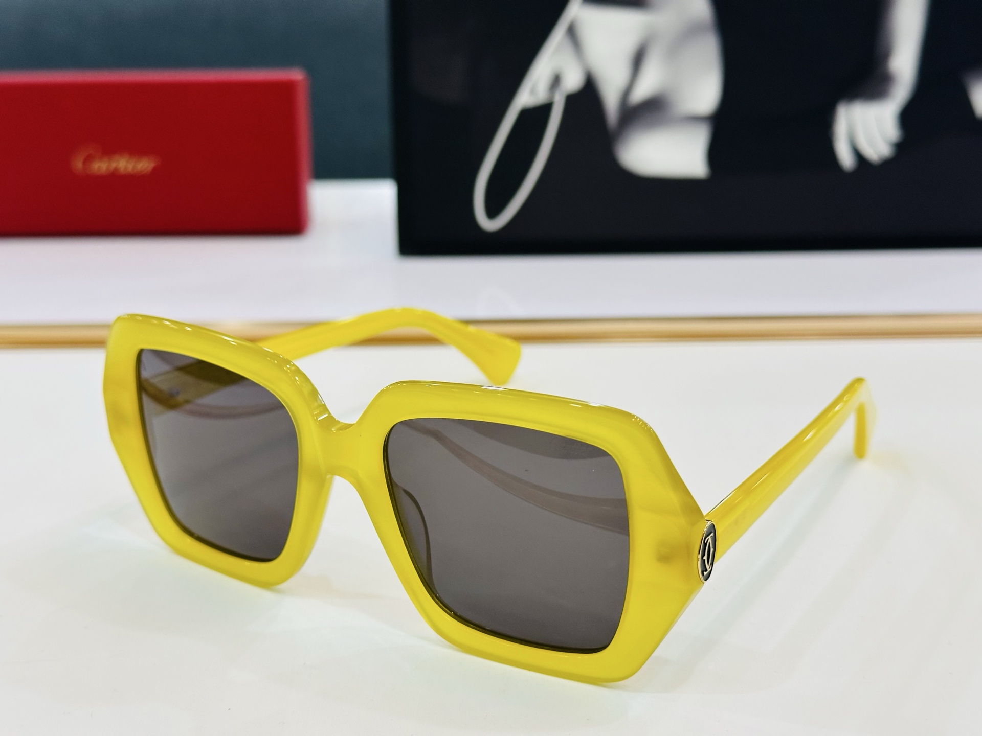 Cartie* 卡家 太阳镜 CT0507S S Size：56口20-145 工艺精湛气质十足！Z男女
