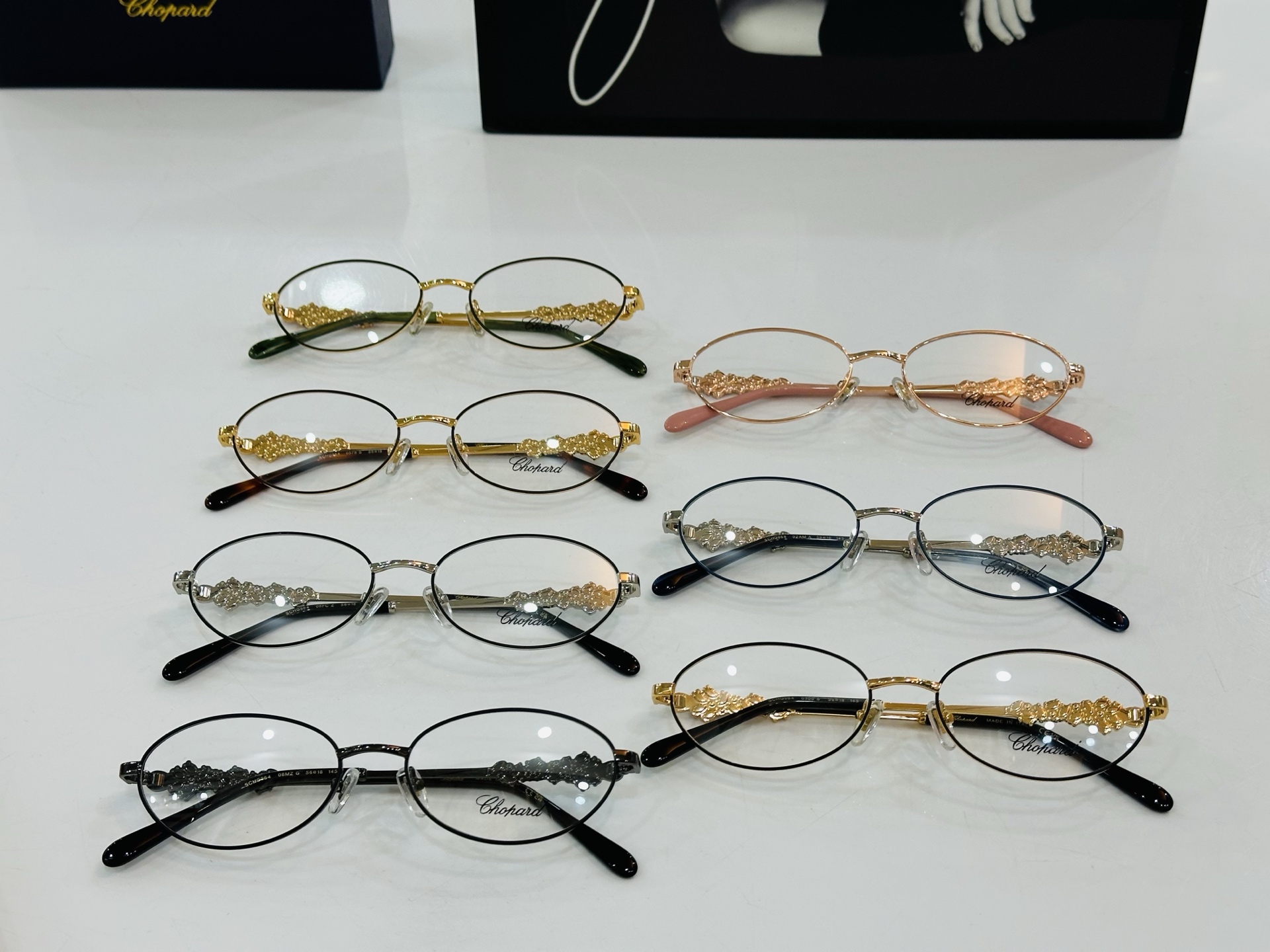 原版 ChoPard肖邦 MODEL SCHG964 Size：56口18-145 以现代时尚的设计风格