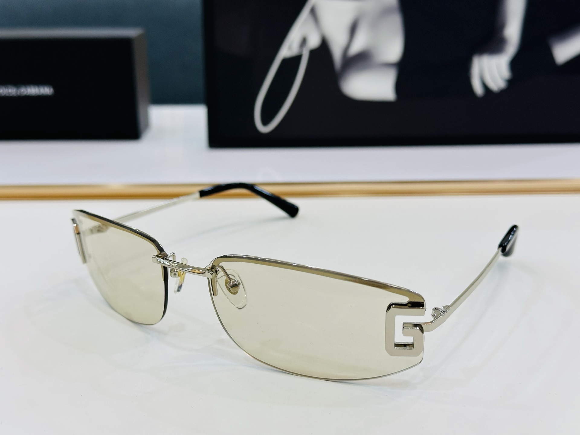 🆕 官网款 🔺DOLCE&GABBAN*🔻DG468S Size：69口15-120  新颖独特🔝🔝F 