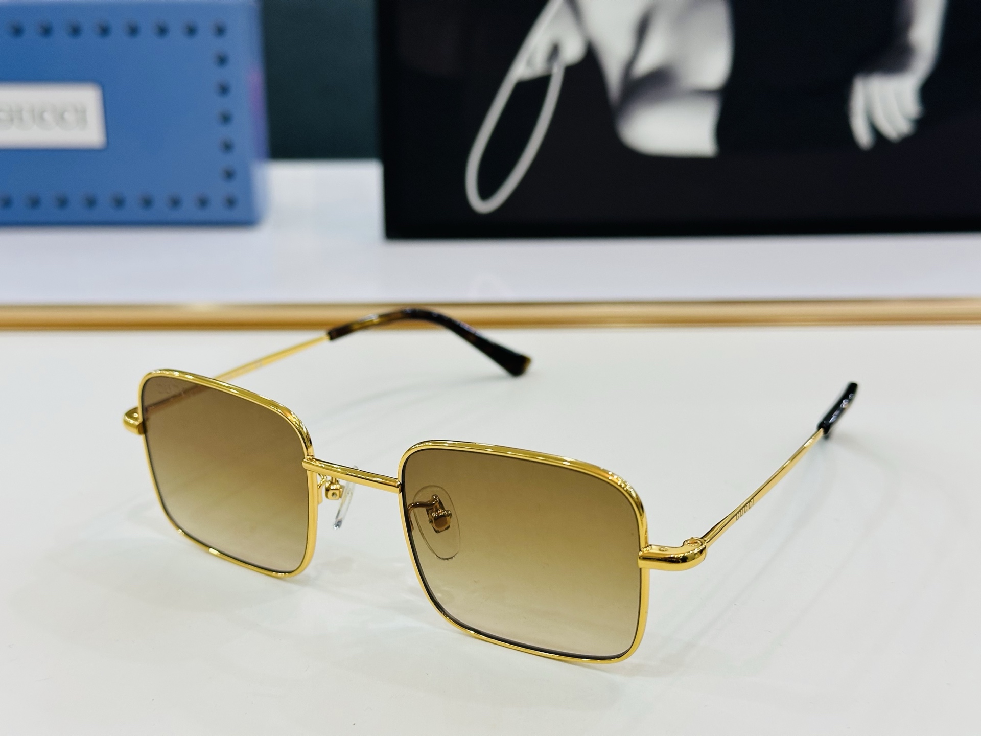 GUCC* 古家 GG1813S 🐝🐝系列 Size：46口23-140   🍁🍁 F超绝品质太阳镜 。