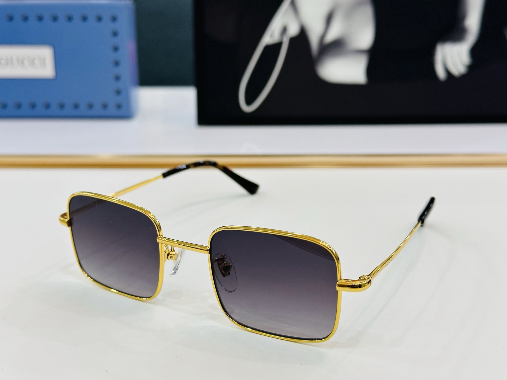 GUCC* 古家 GG1813S 🐝🐝系列 Size：46口23-140   🍁🍁 F超绝品质太阳镜 。