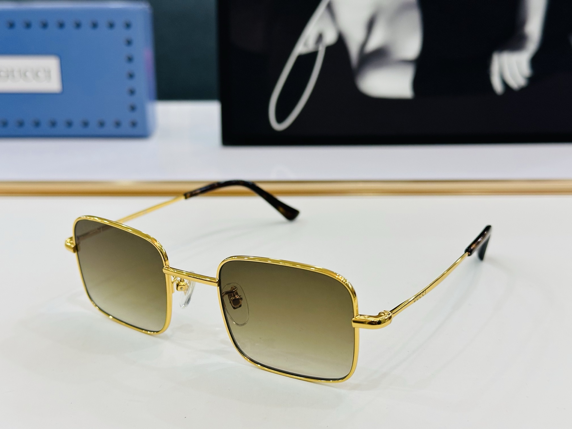 GUCC* 古家 GG1813S 🐝🐝系列 Size：46口23-140   🍁🍁 F超绝品质太阳镜 。