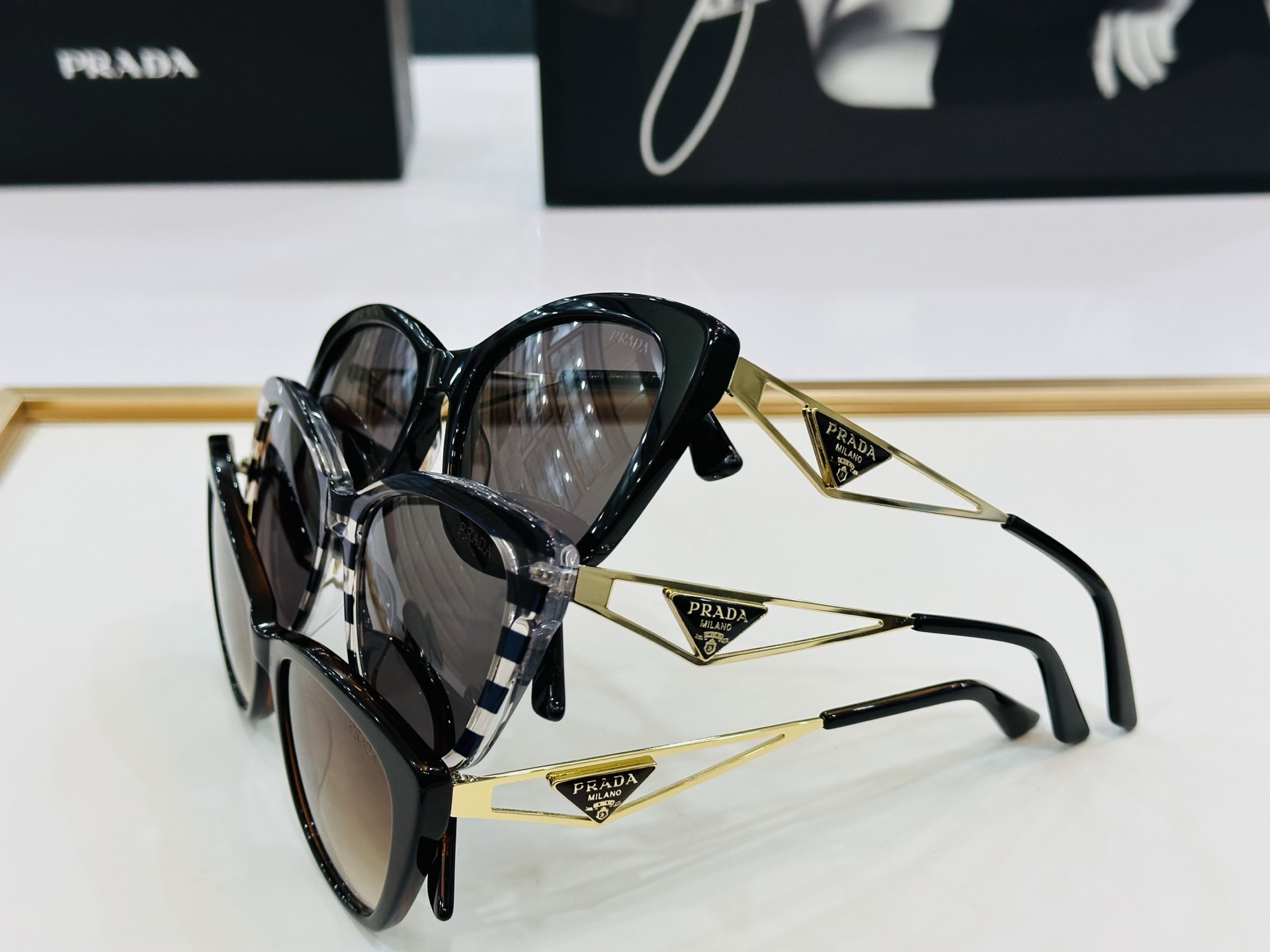 🔺PRAD*🔻普家 PR27ZS  Size：54口19-140    眼镜系列堪称精湛制作 彰显独特个