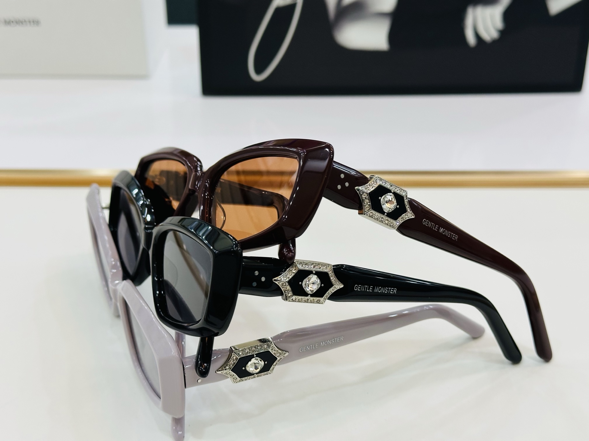 原版官网 GM的墨镜 DEMOND  太好看爆了🕶️ b又推出这款 Size：56口18-145 超大气