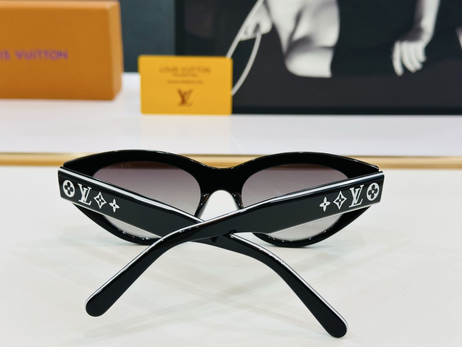 路易家 🎩Z2650U Size：54口19-150 充满活力的 展现独特个性🌟展现大气的你 qj高品质
