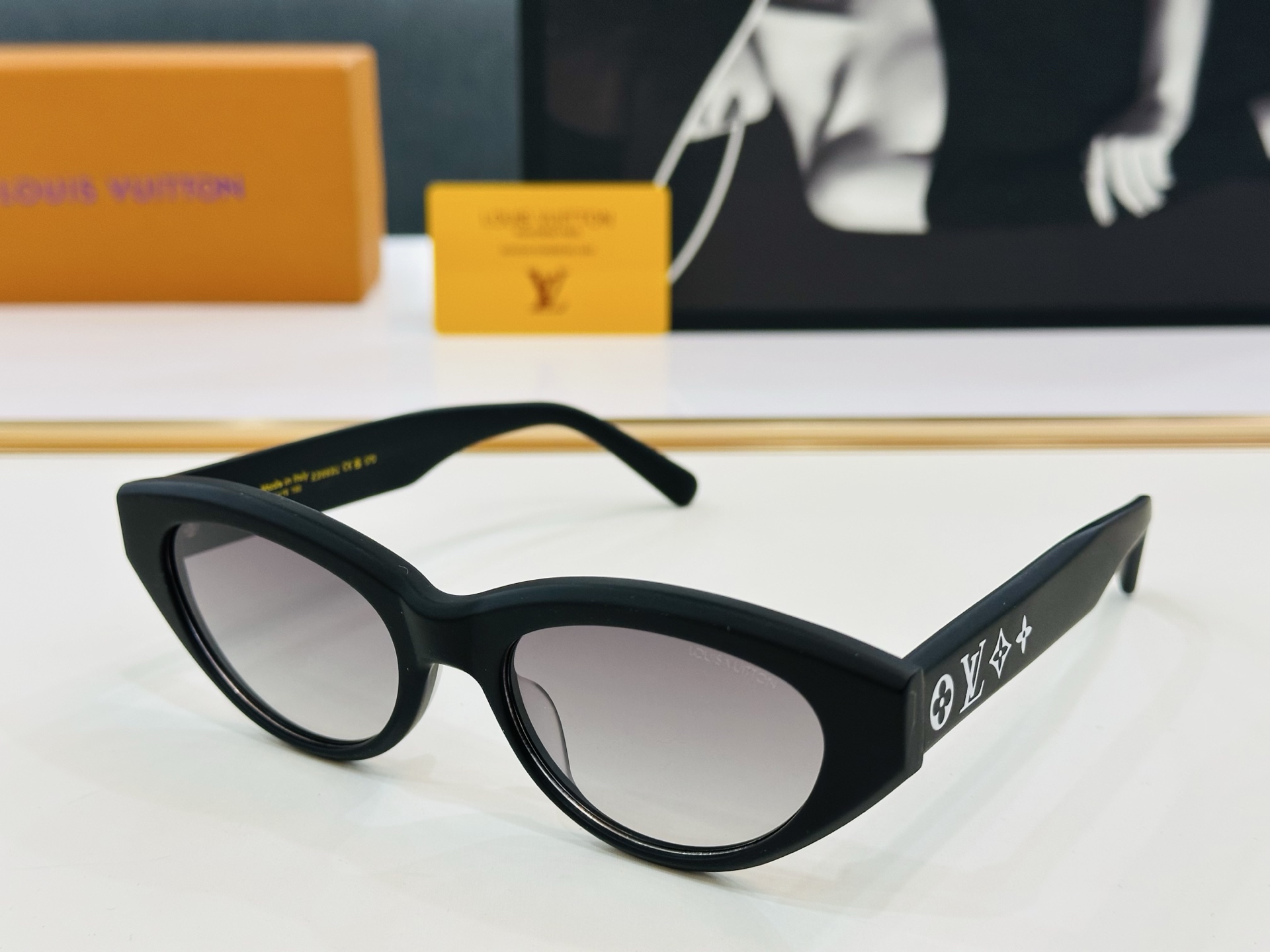 路易家 🎩Z2650U Size：54口19-150 充满活力的 展现独特个性🌟展现大气的你 qj高品质