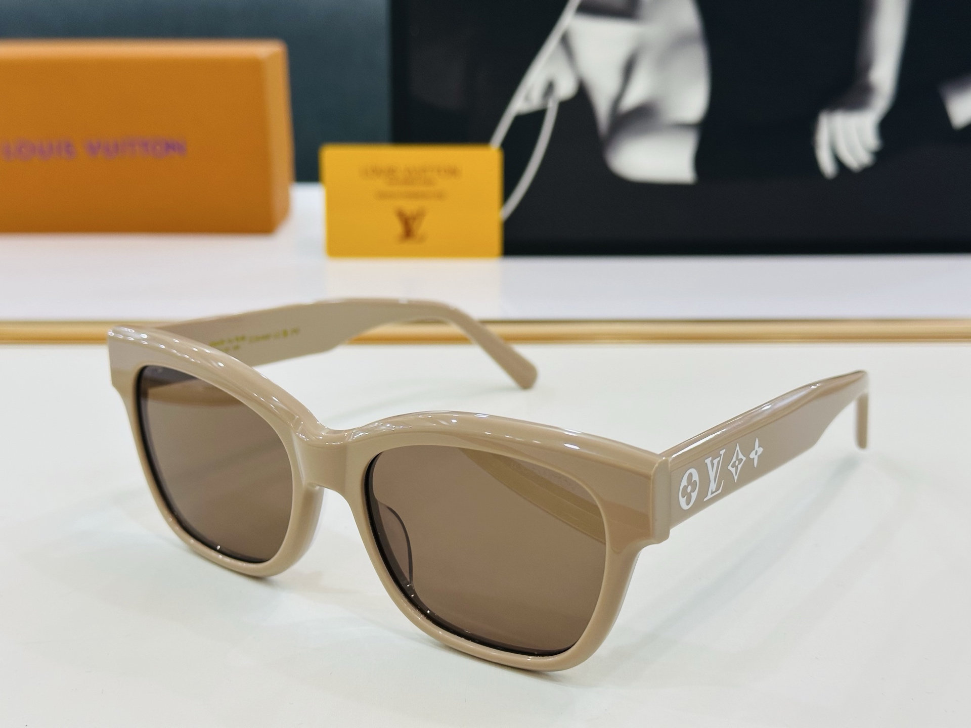 路易家 🎩Z2641U Size：56口18-150 充满活力的 展现独特个性🌟展现大气的你 qj高品质