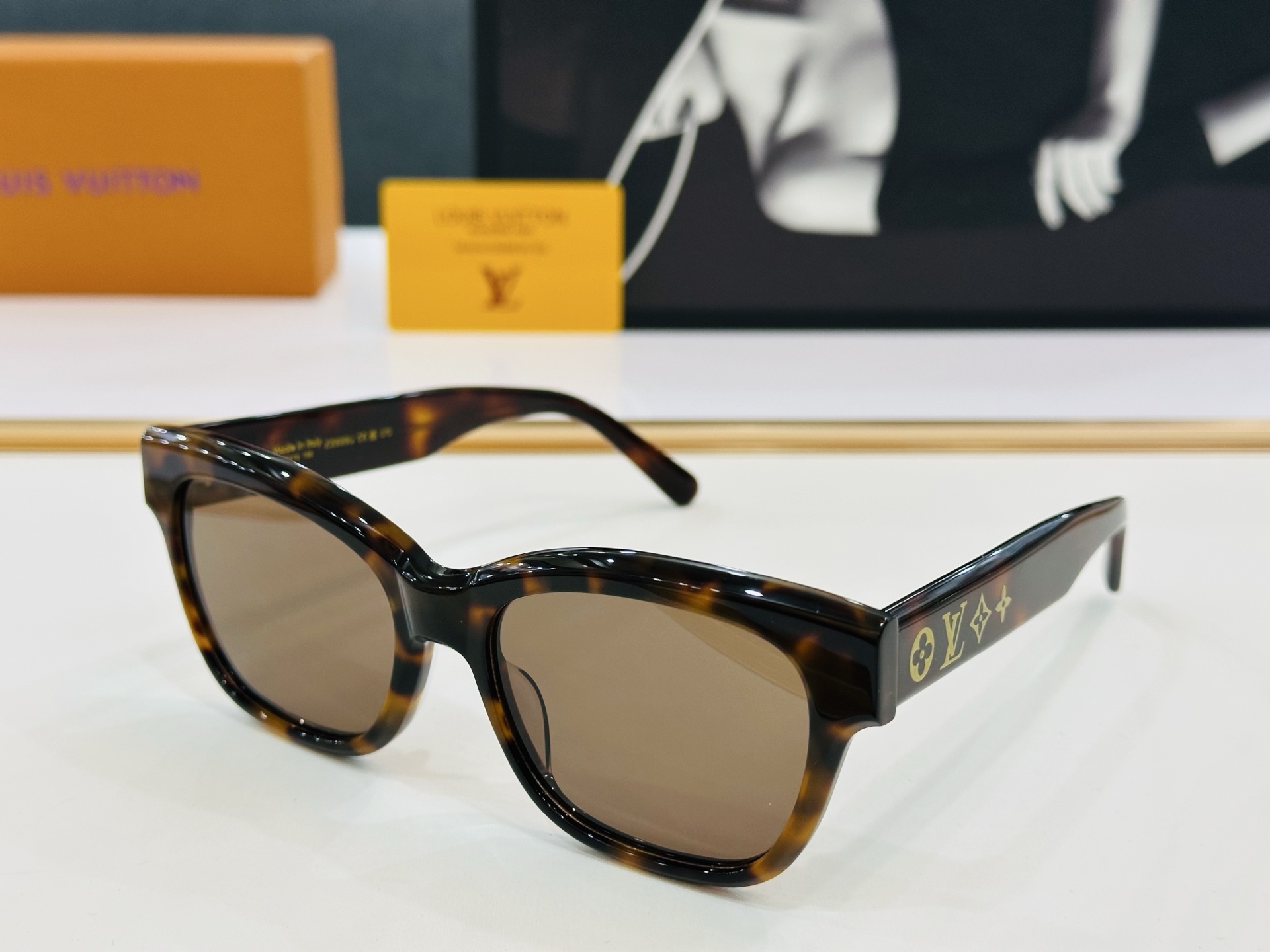 路易家 🎩Z2641U Size：56口18-150 充满活力的 展现独特个性🌟展现大气的你 qj高品质