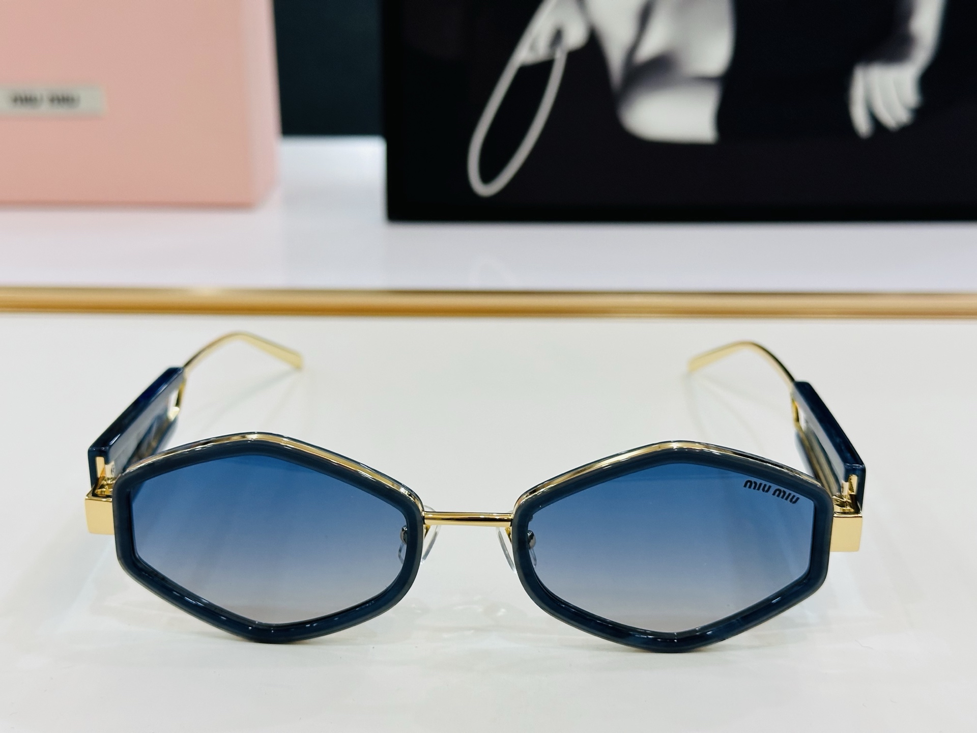 谬家 SMU62WS Size：52口22-145 女士太阳眼镜 玫瑰玫瑰 高档 L时尚墨镜潮人强强太阳