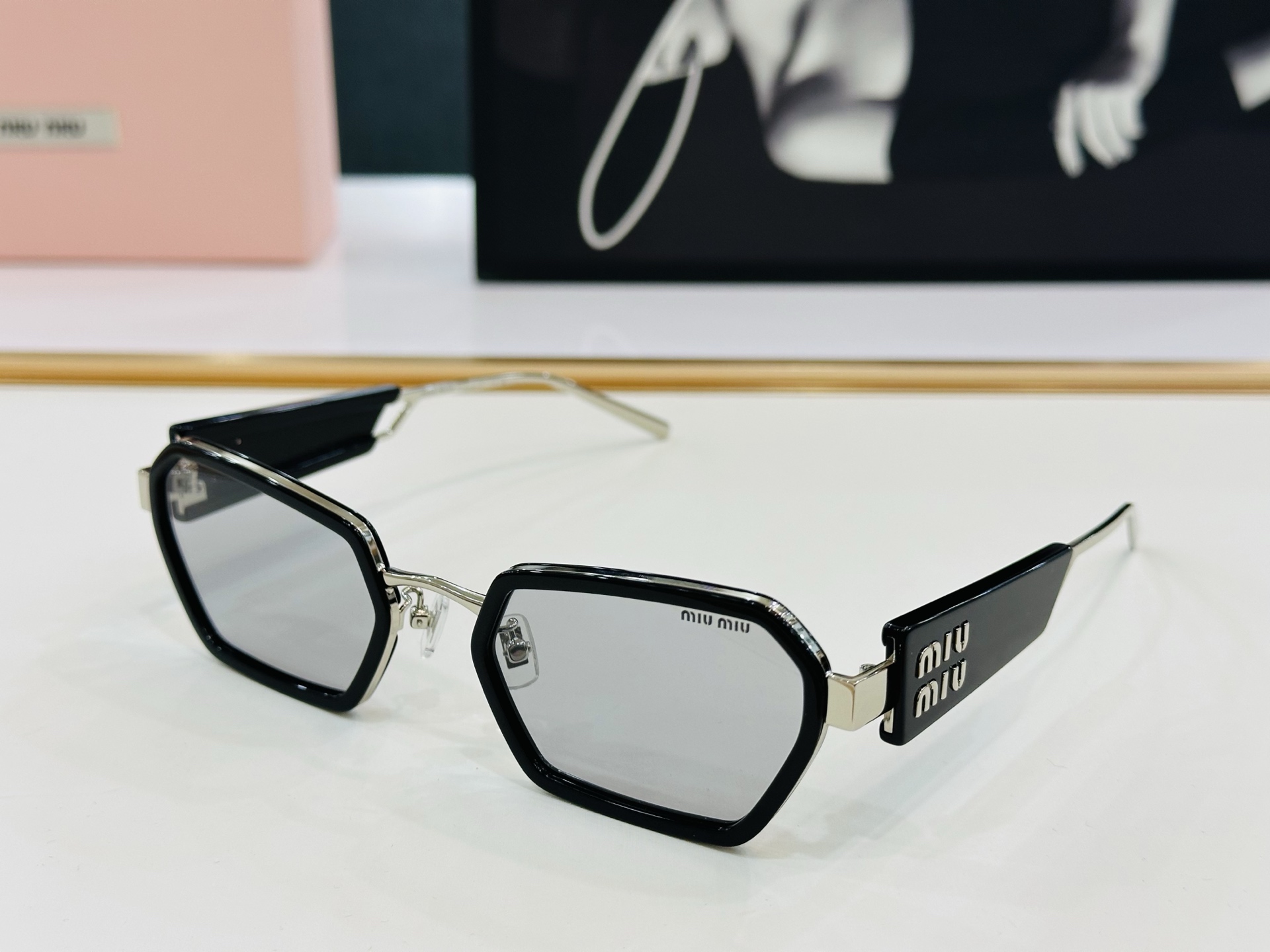 谬家 SMU61WS Size：54口23-145 女士太阳眼镜 玫瑰玫瑰 高档 L时尚墨镜潮人强强太阳
