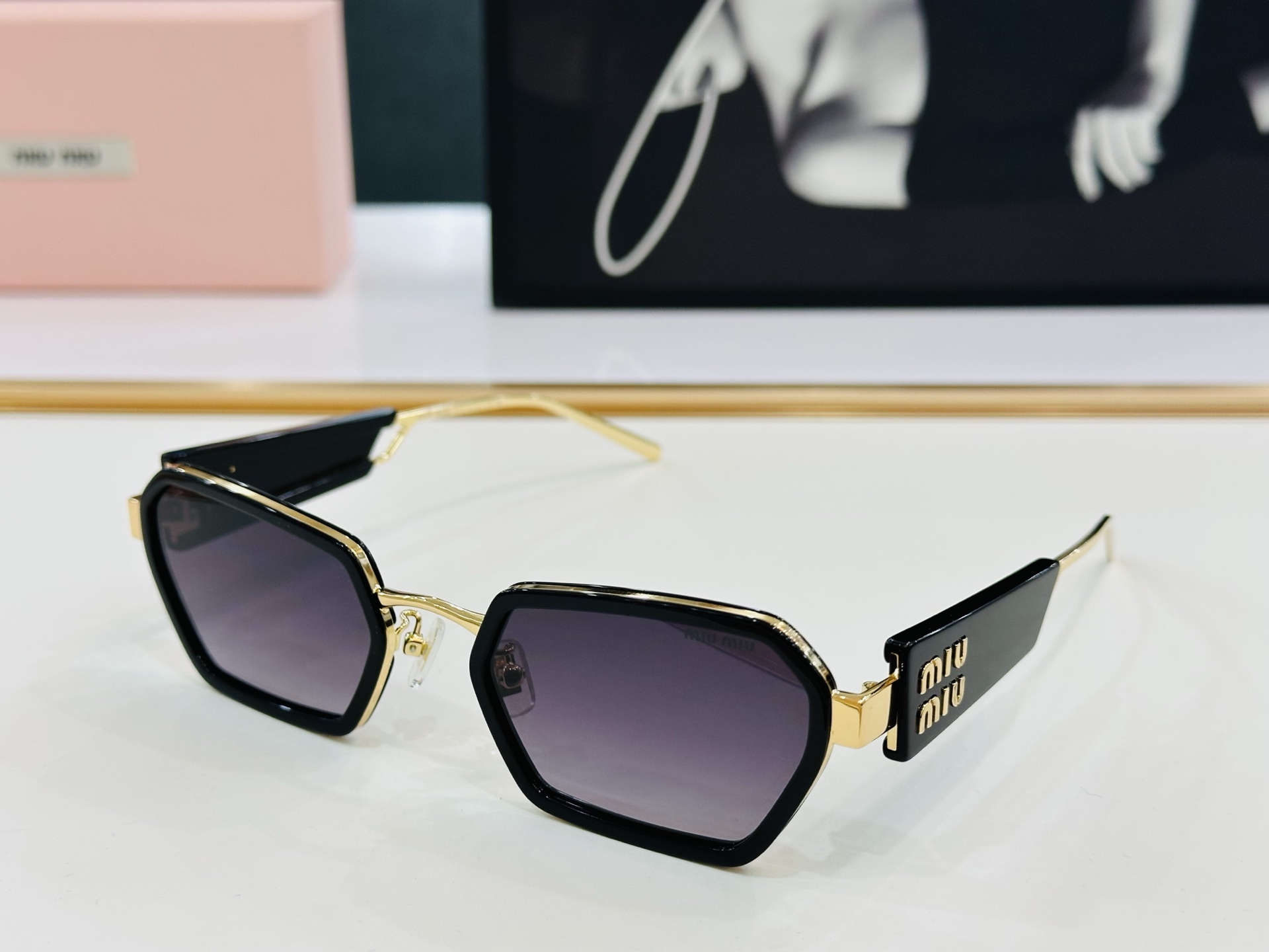 谬家 SMU61WS Size：54口23-145 女士太阳眼镜 玫瑰玫瑰 高档 L时尚墨镜潮人强强太阳