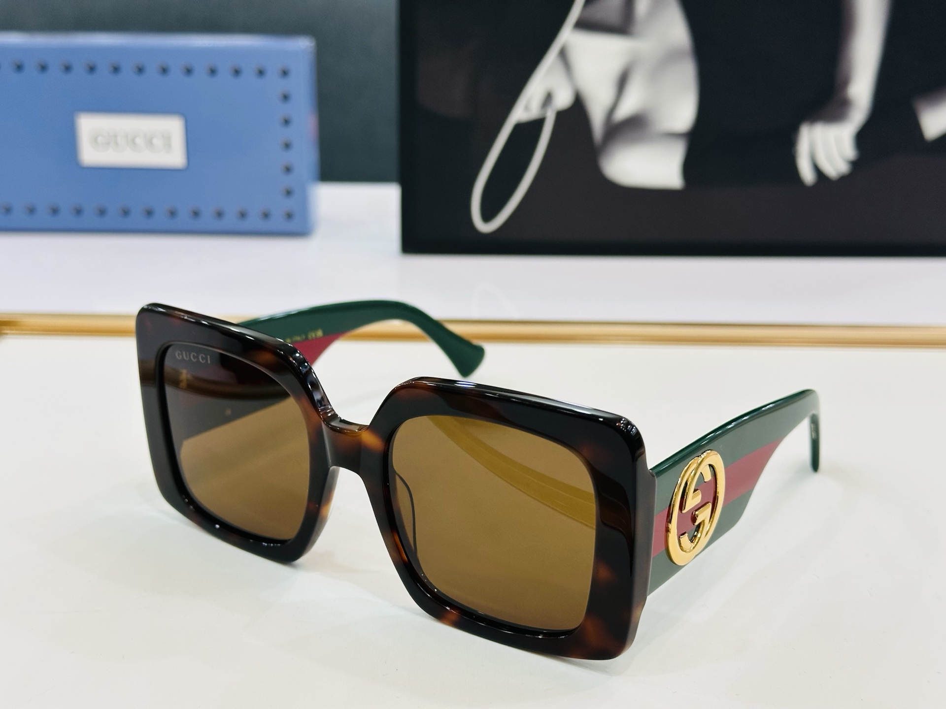 GUCC* 古家 GG1330S 🐝🐝系列 Size：55口22-142 🍁🍁q超绝品质 太阳镜🔥 