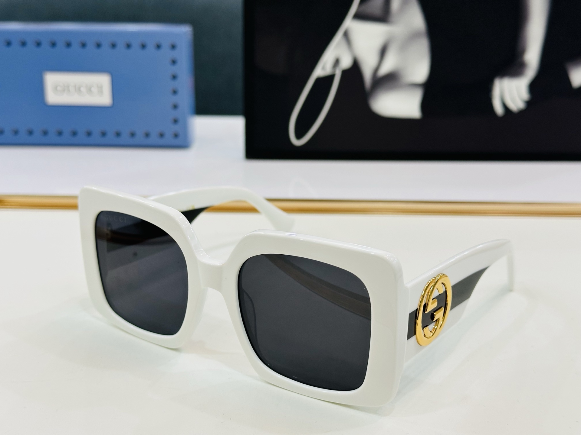 GUCC* 古家 GG1330S 🐝🐝系列 Size：55口22-142 🍁🍁q超绝品质 太阳镜🔥 